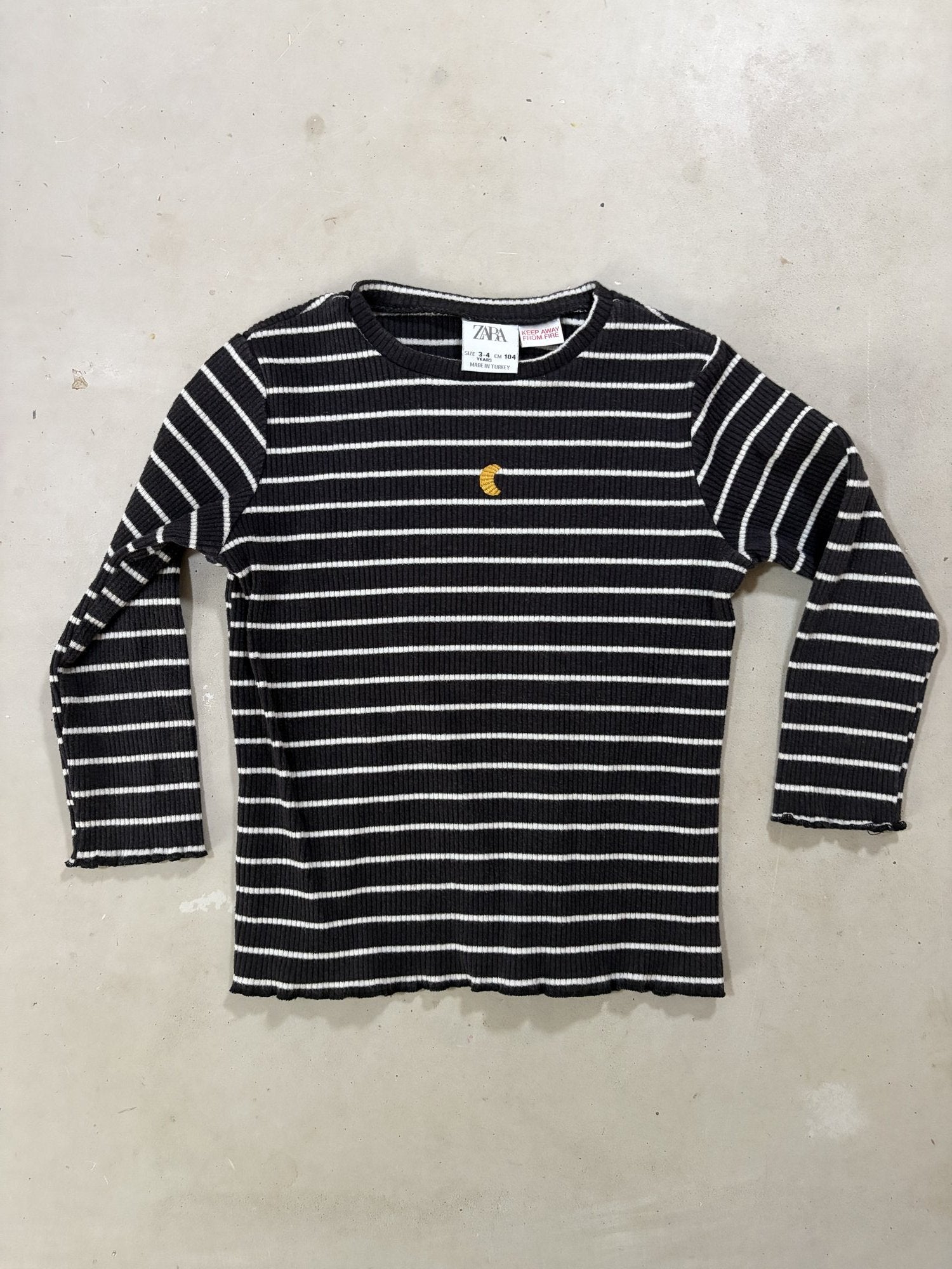 Zara long sleeve moon shirt || 3-4 Y