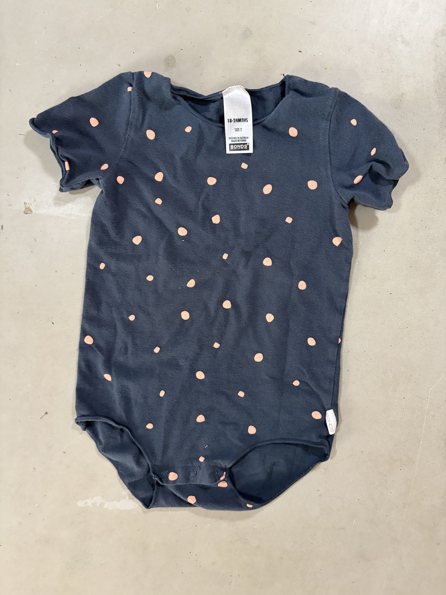Bonds onesie || 18-24m