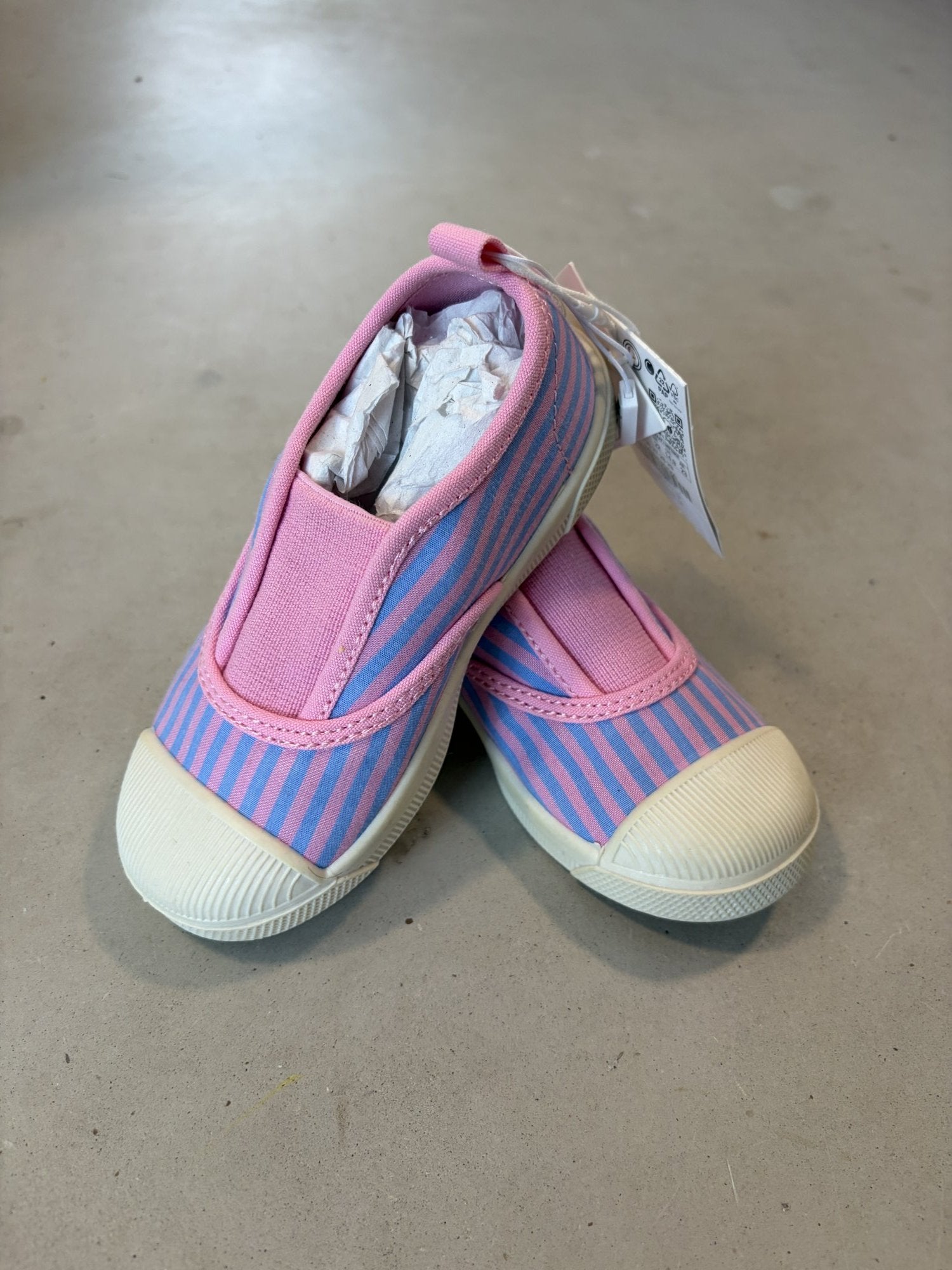 Zara slip on shoes || size 8C