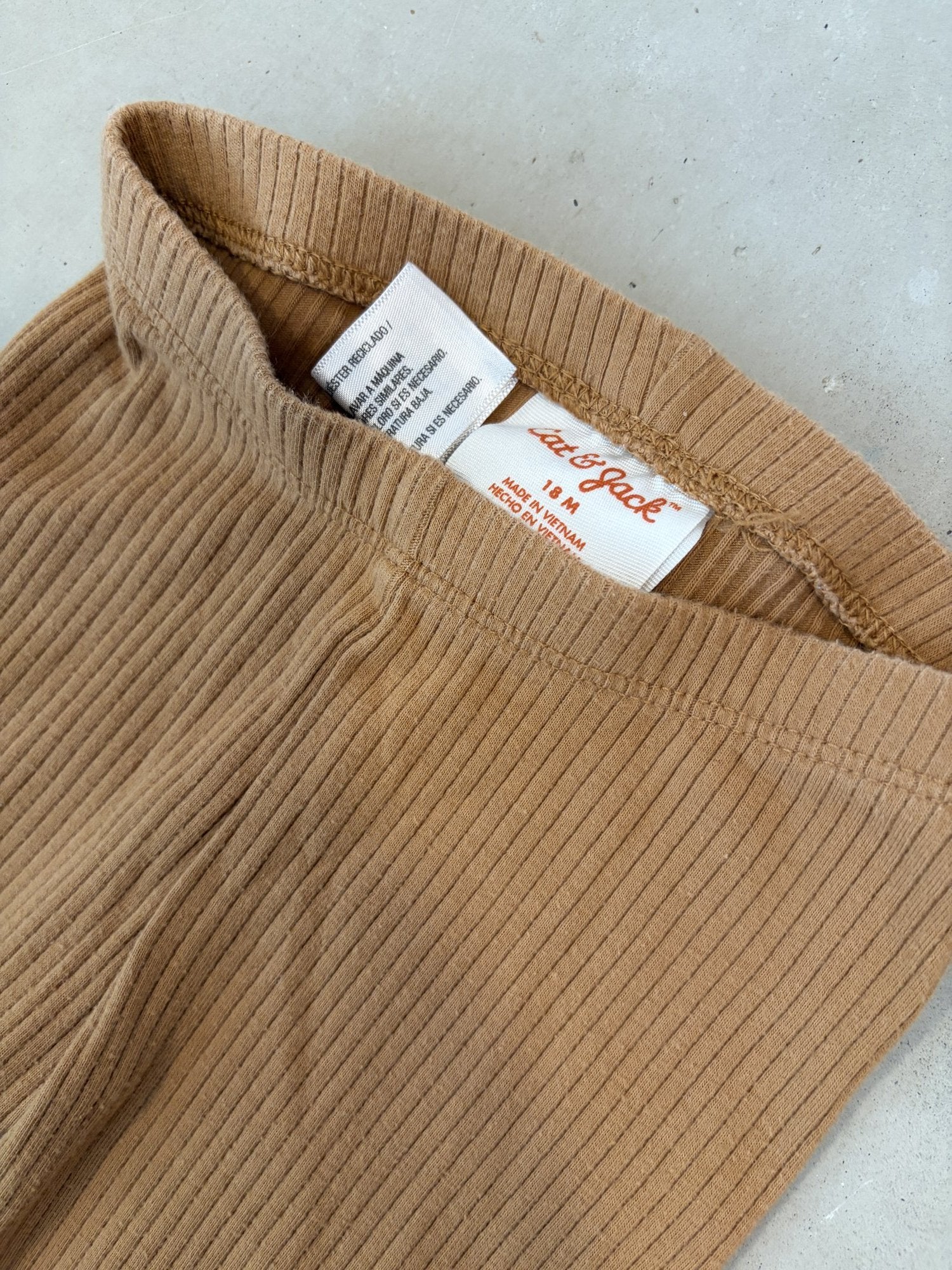 Cat & Jack ribbed leggings || 18m