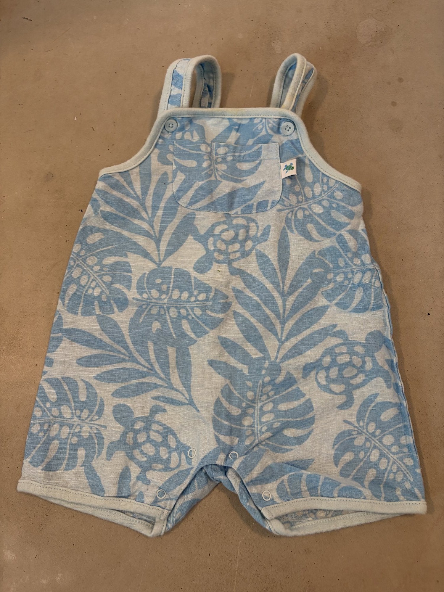 Baby Gap tropical linen romper || 3-6m