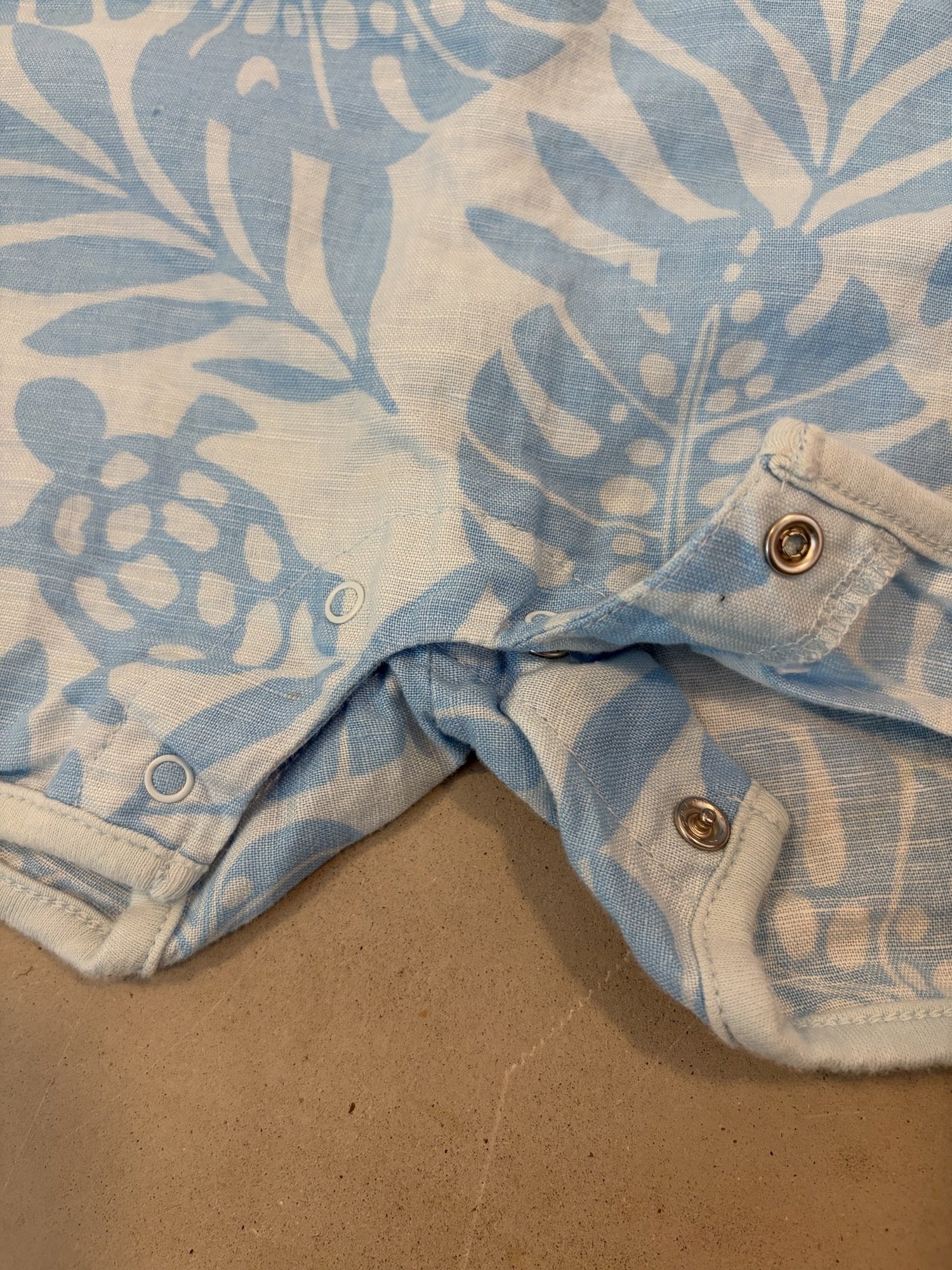 Baby Gap tropical linen romper || 3-6m