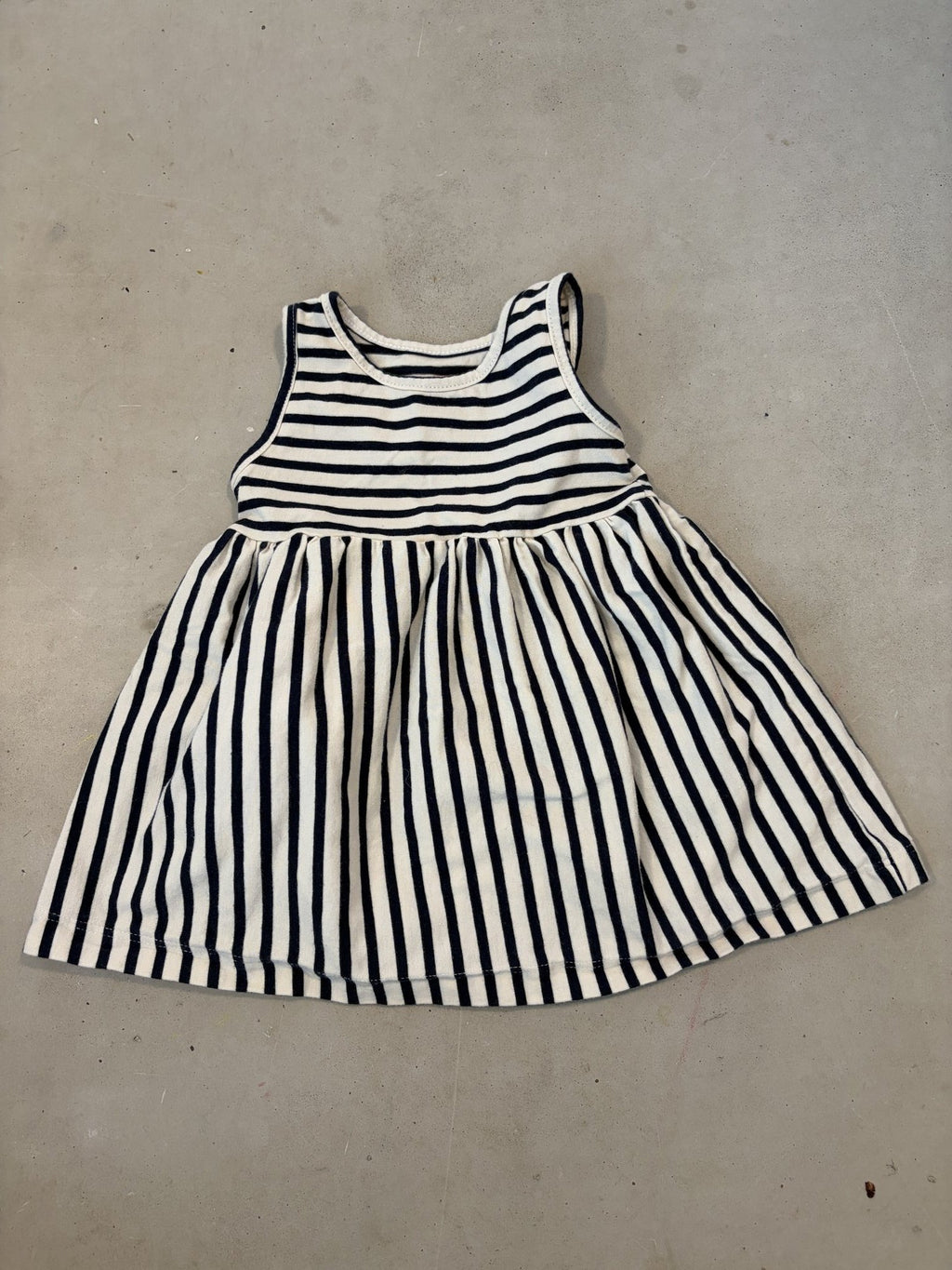 HEMA navy striped dress || 6-9m (euro 68)