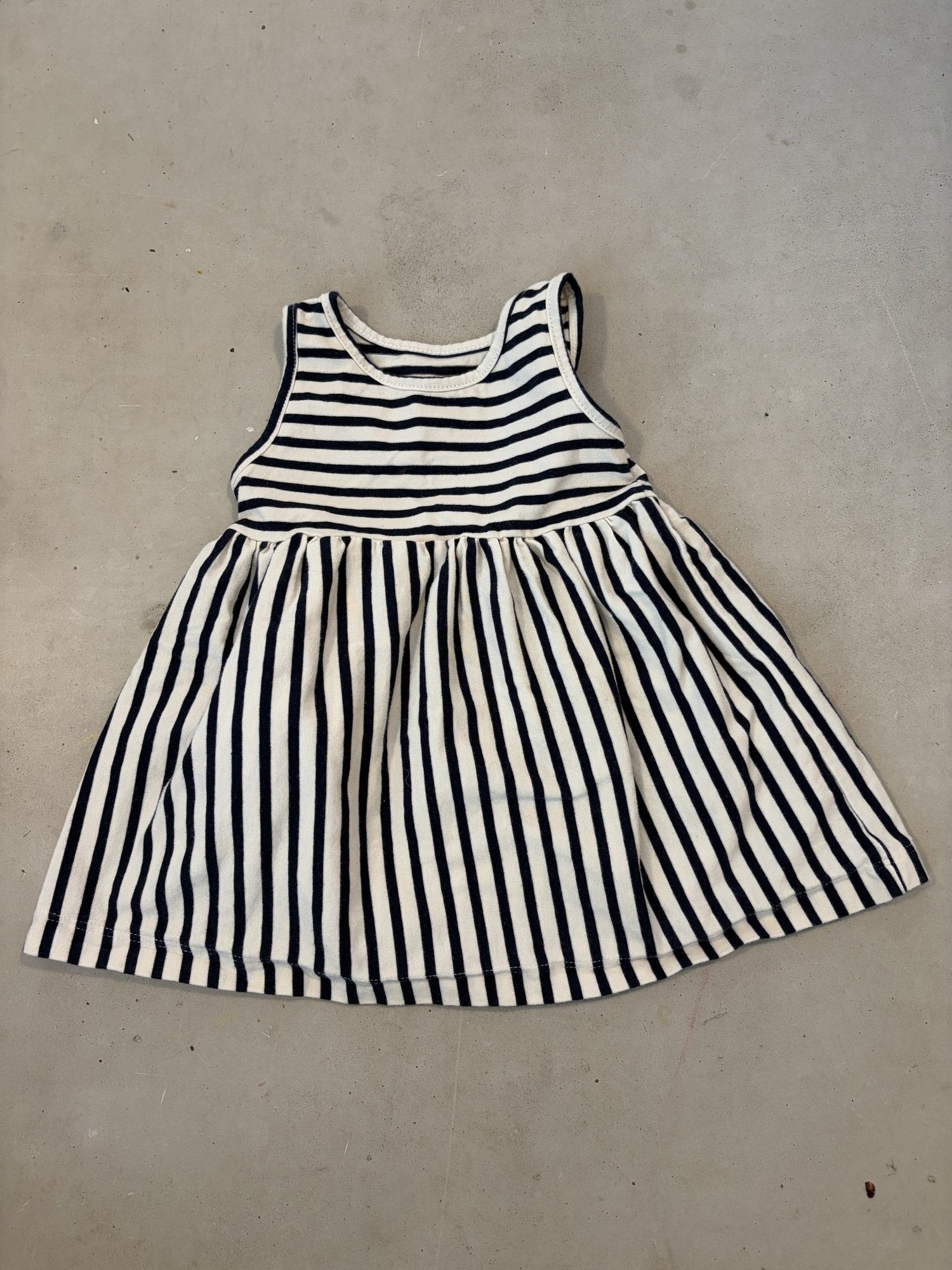 HEMA navy striped dress || 6-9m (euro 68)