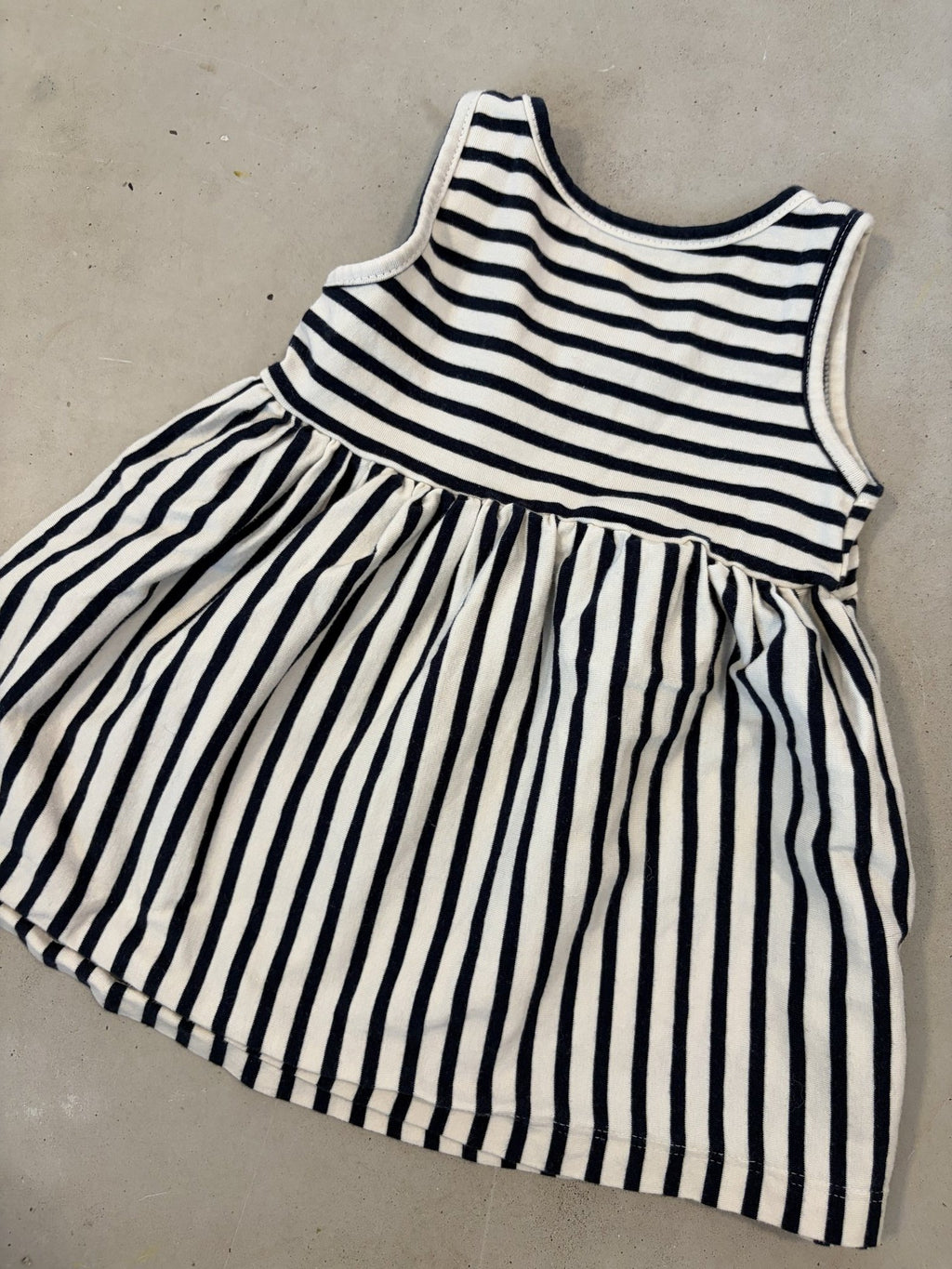 HEMA navy striped dress || 6-9m (euro 68)