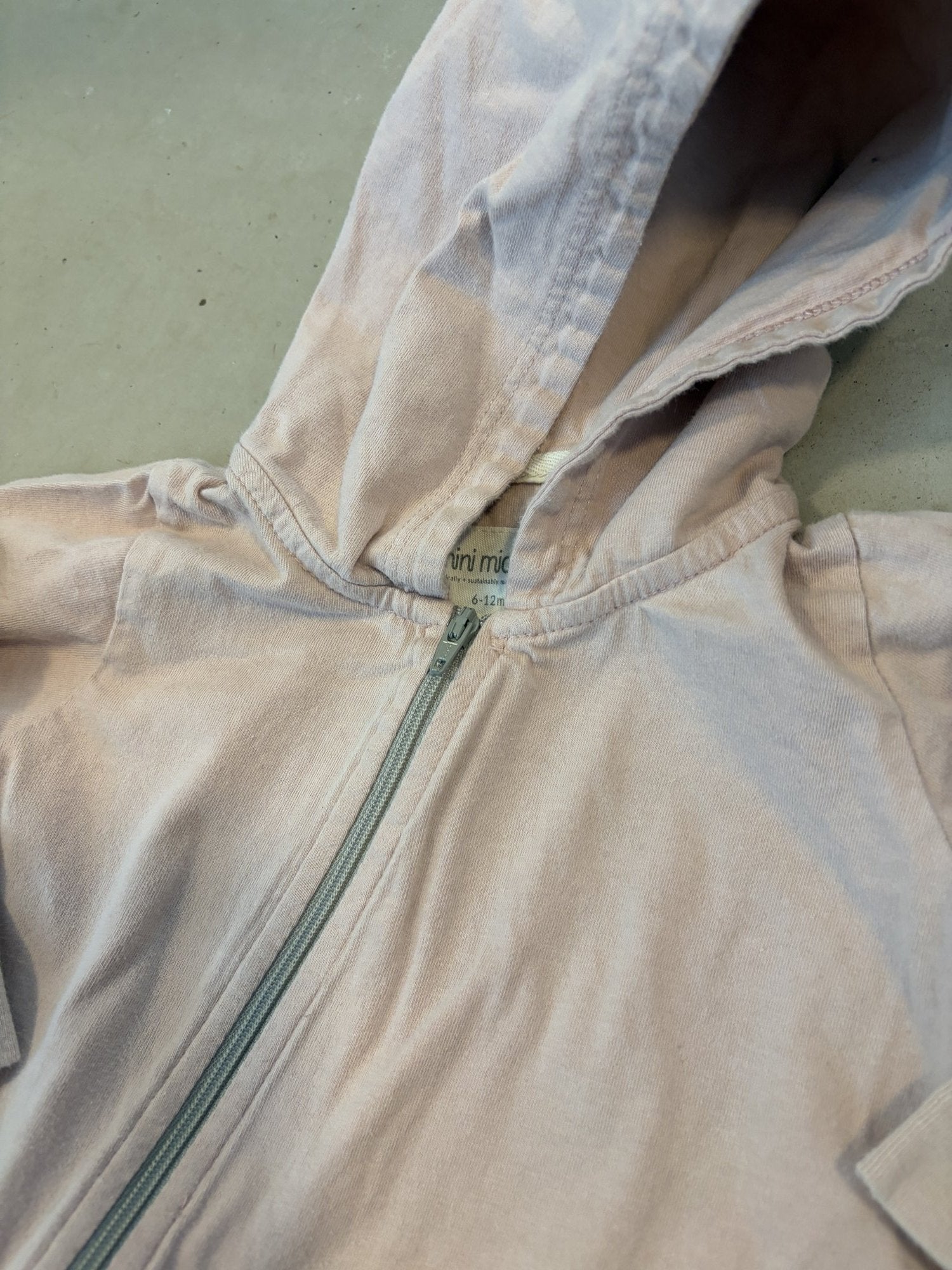Mini Mioche soft pink hooded romper || 6-12m