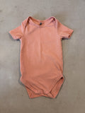 HEMA pinke onesie || 3-6m