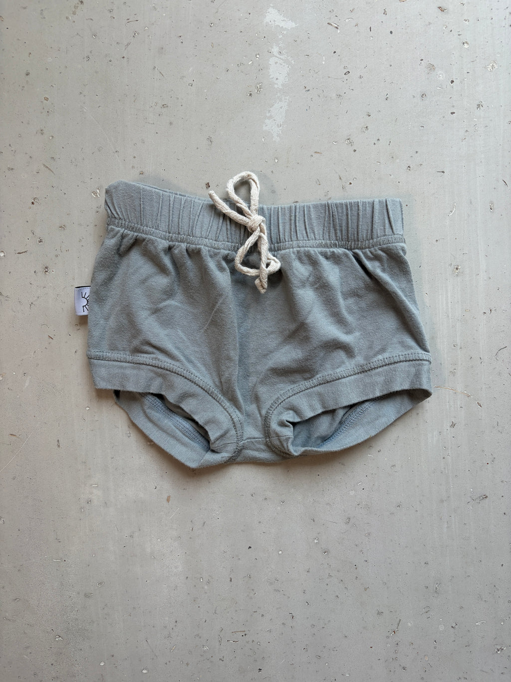 Skyehi shorts || 12-18m