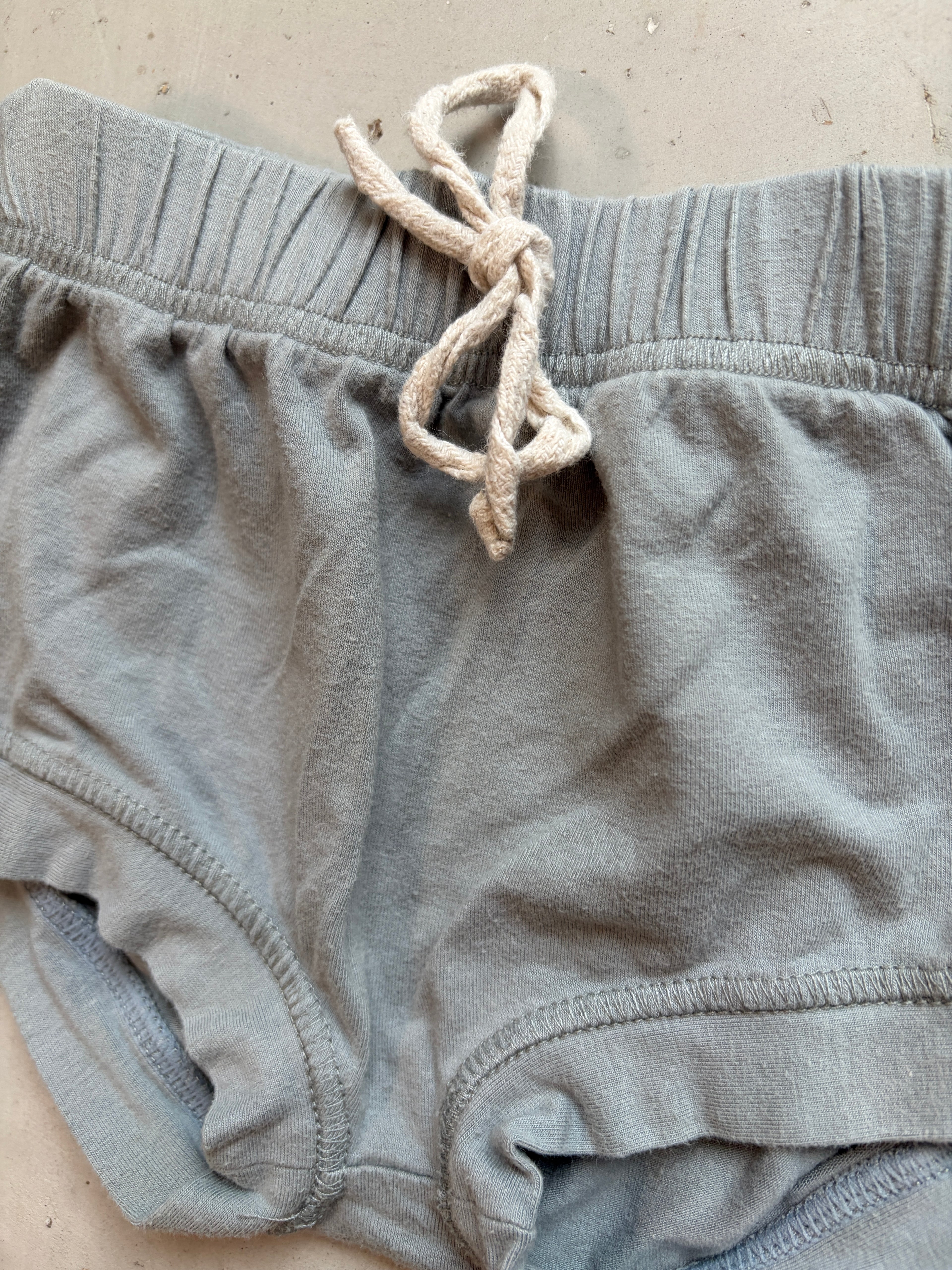 Skyehi shorts || 12-18m