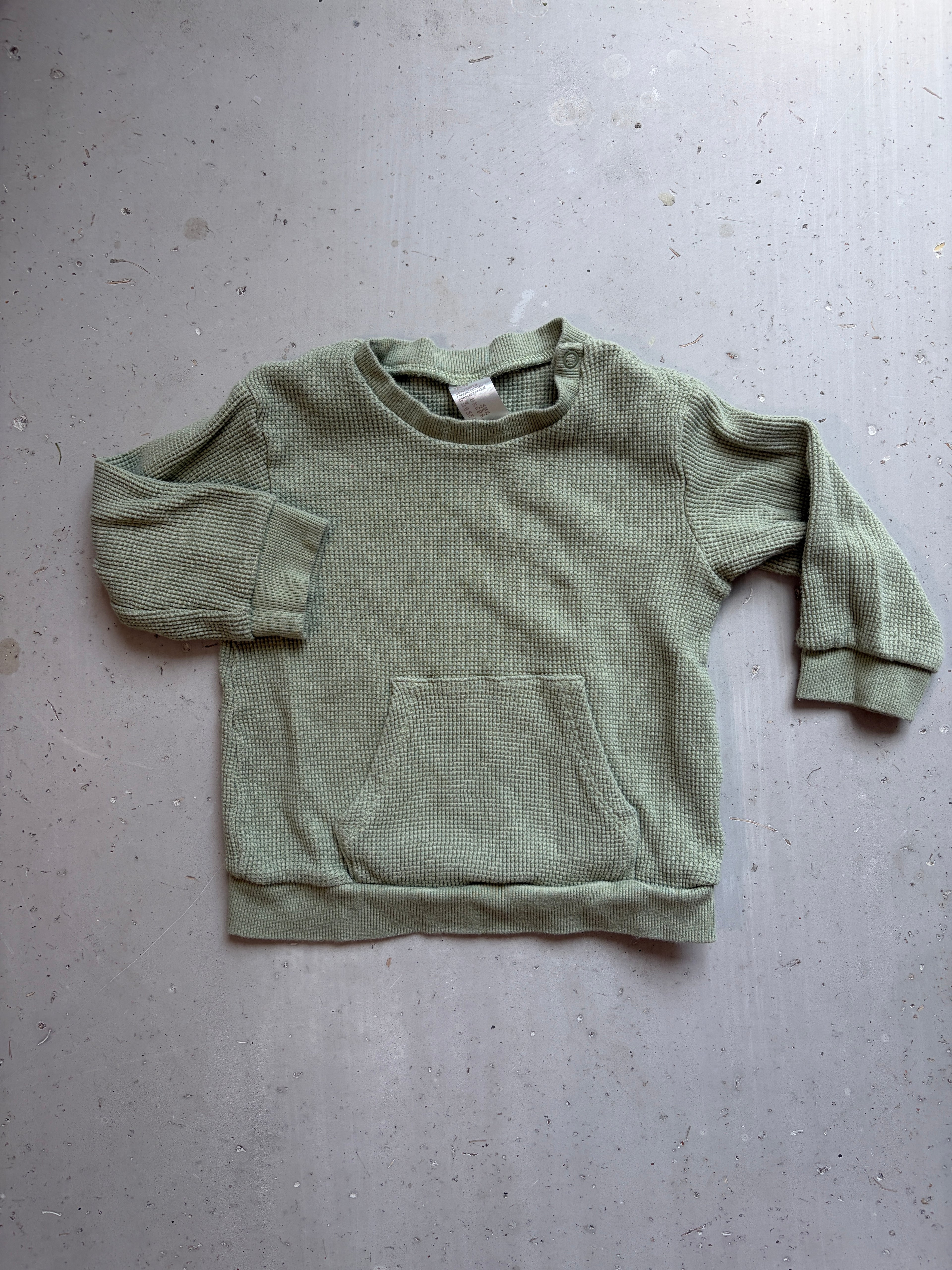 H&M celery green top || 2T