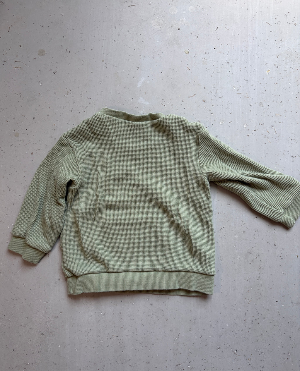 H&M celery green top || 2T