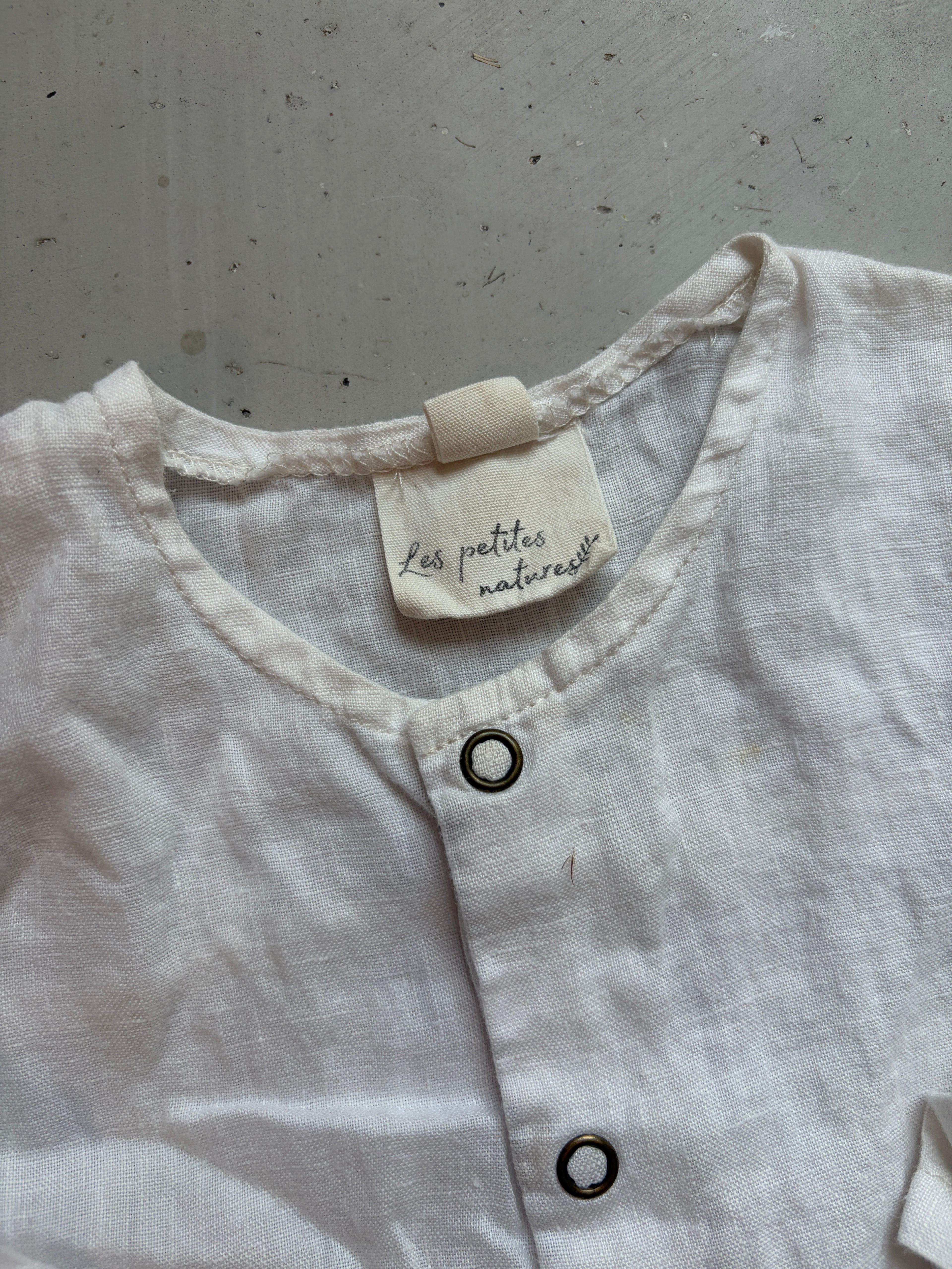 Les petites naturelles linen button up || 18-24m