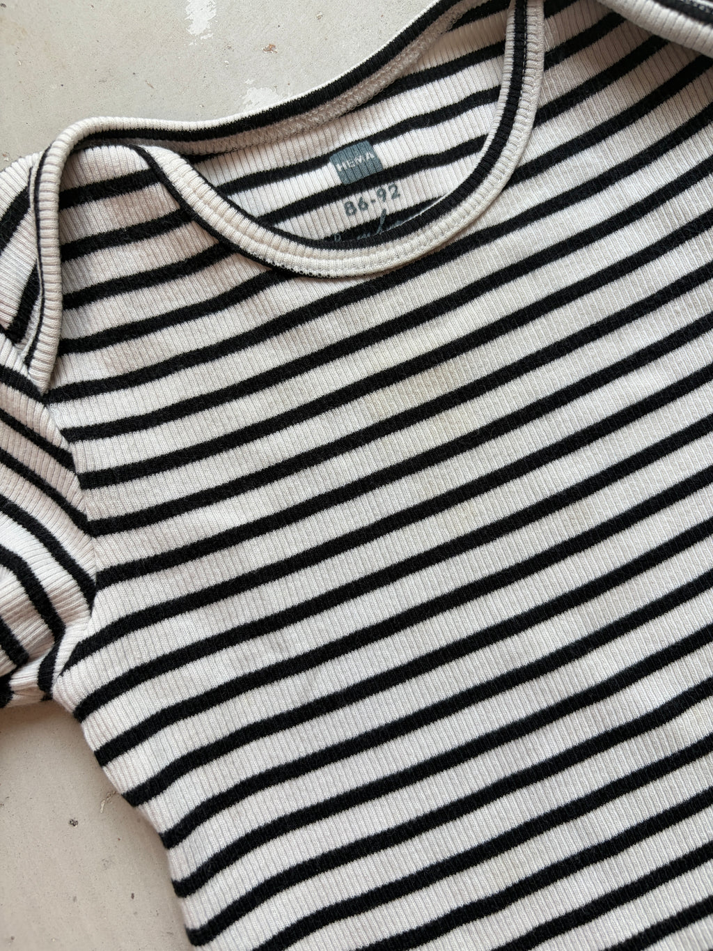 HEMA ribbed onesie || 18-24m (euro 86-92)