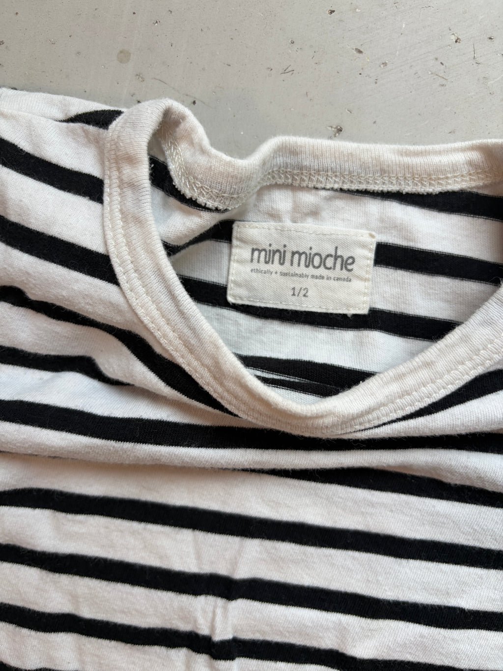 Mini Mioche short romper *small hole || 1/2 year