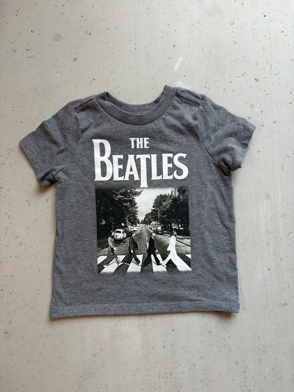 The Beatles tshirt || 18m