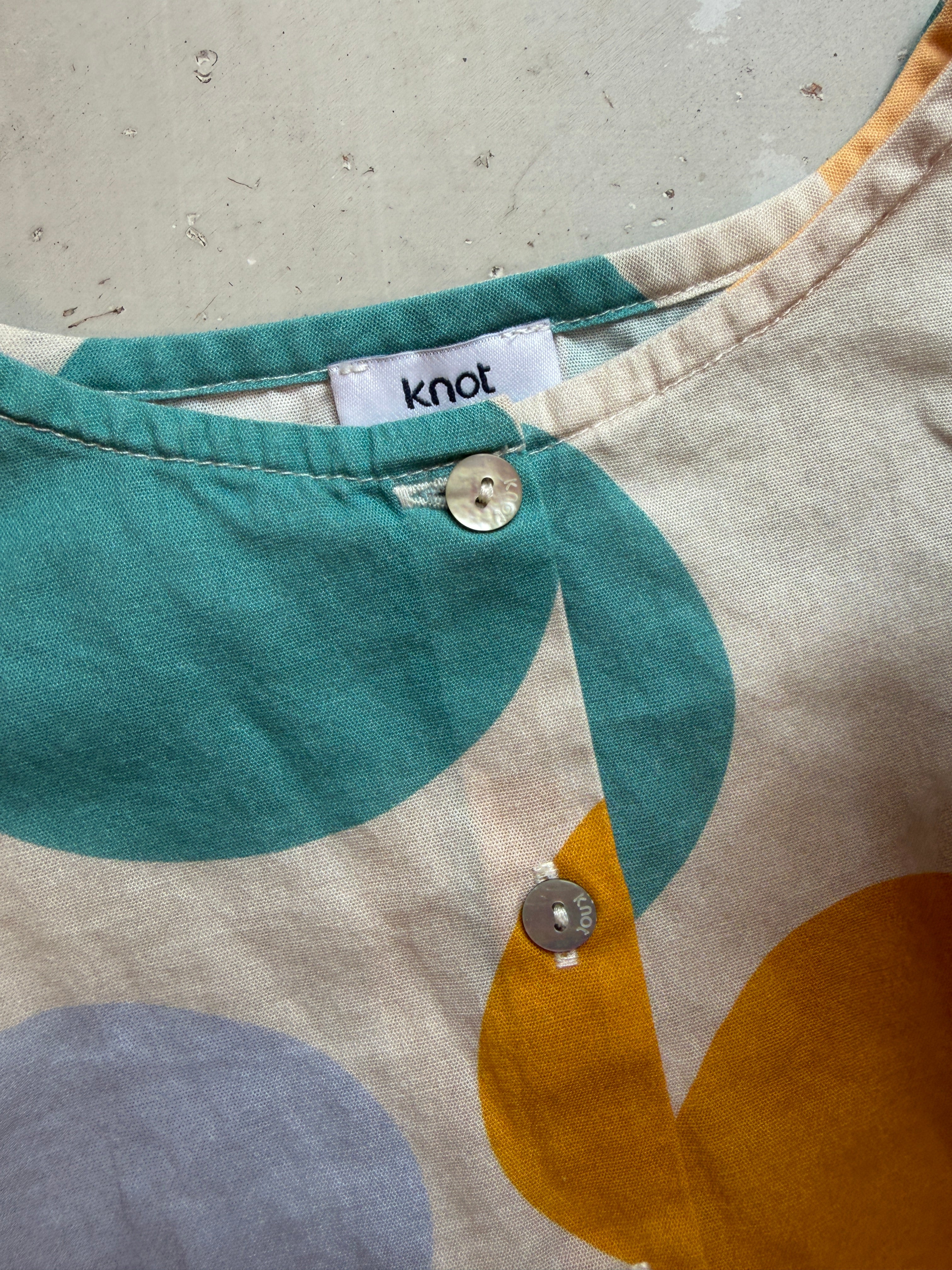 knot blouse tee || 6Y