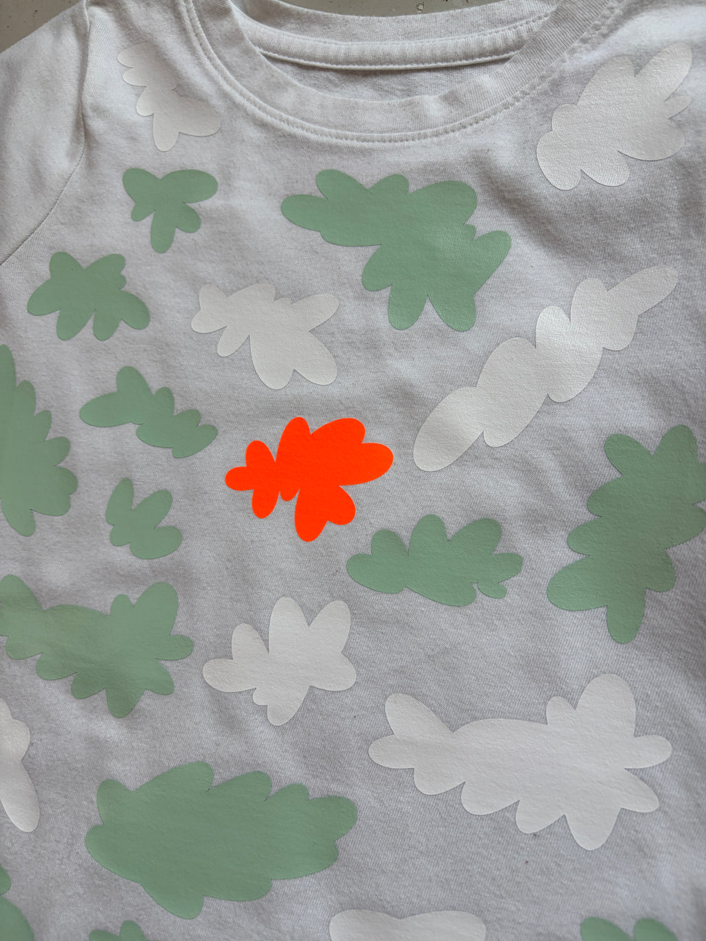Plooofed Cat & Jack tshirt || XS(4/5)