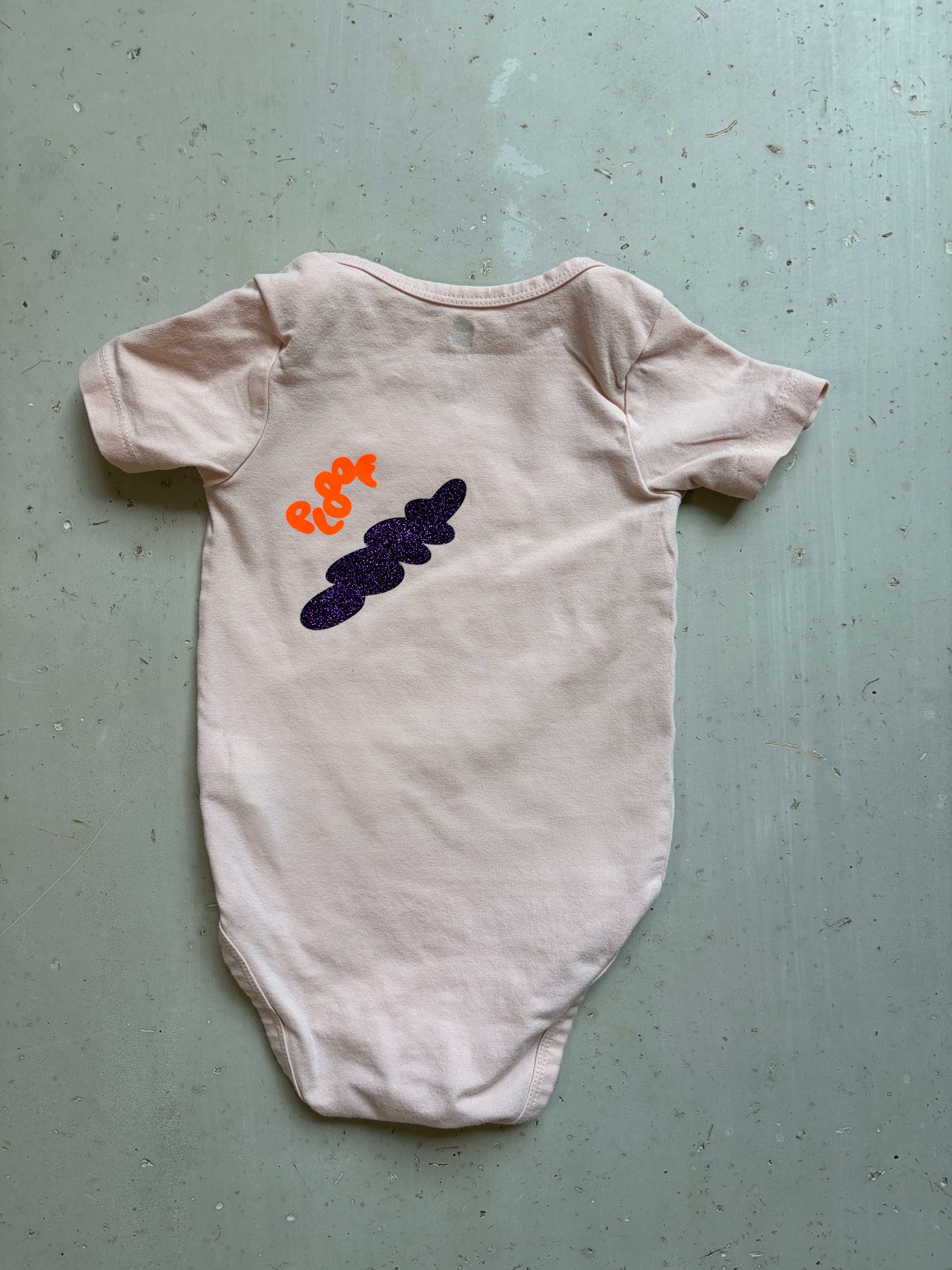 Plooofed HEMA onesie || 9-18m (euro 74-80)