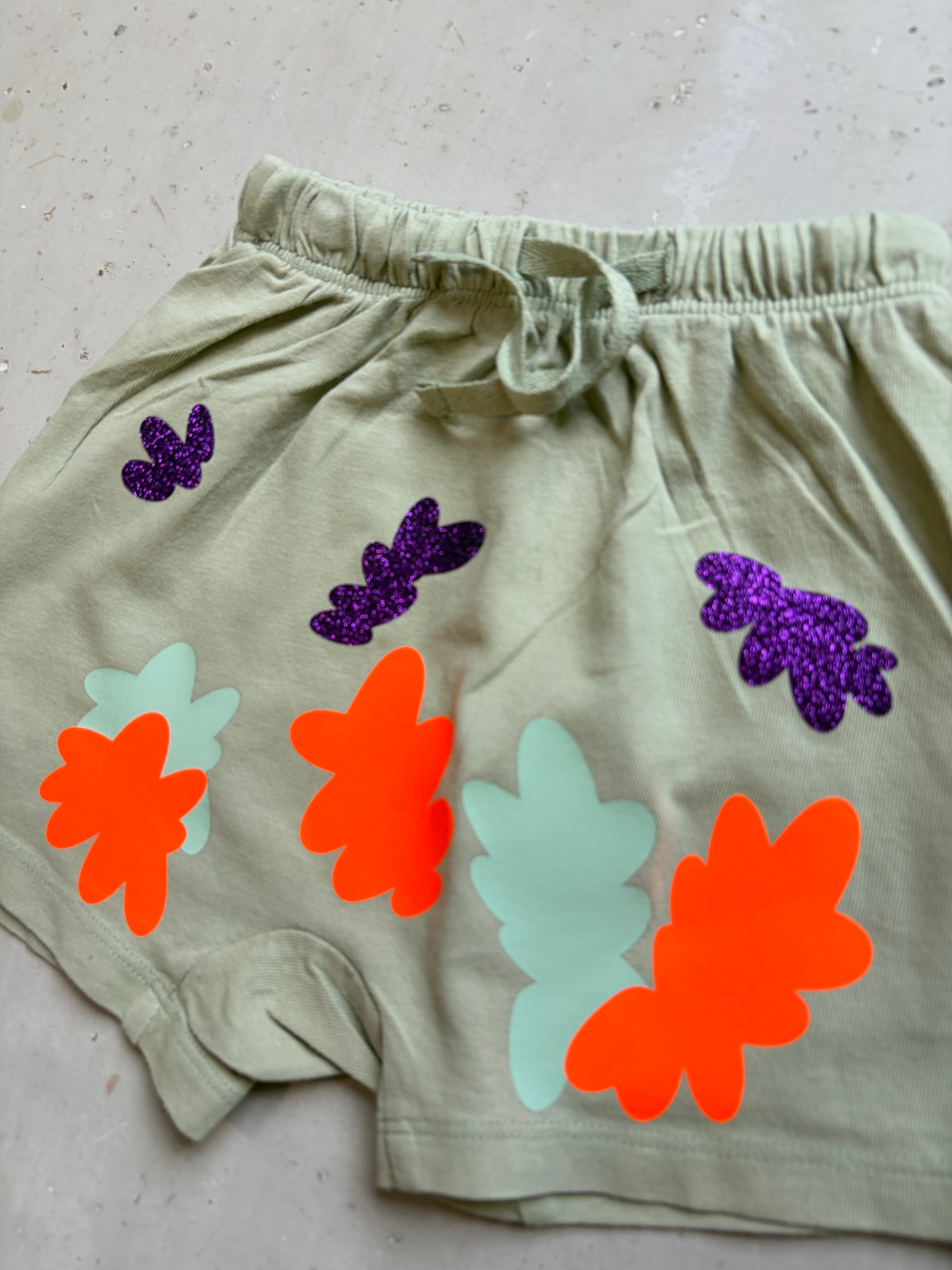 Plooofed H&M shorts || 2-3 year