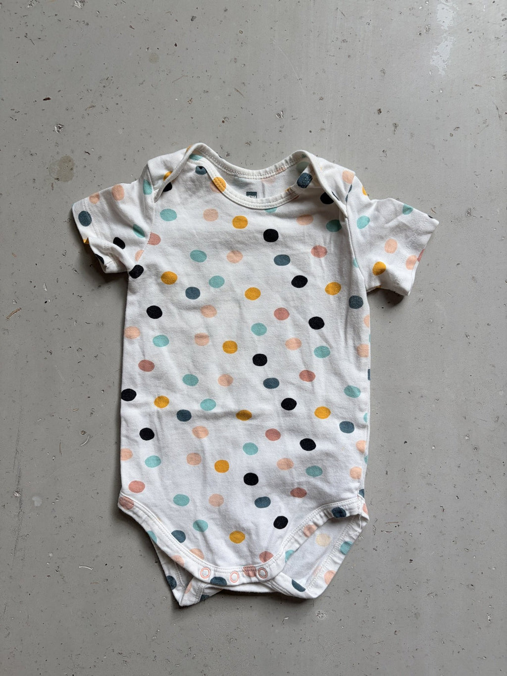 HEMA polka dot onesie || 6-9m (euro 68)