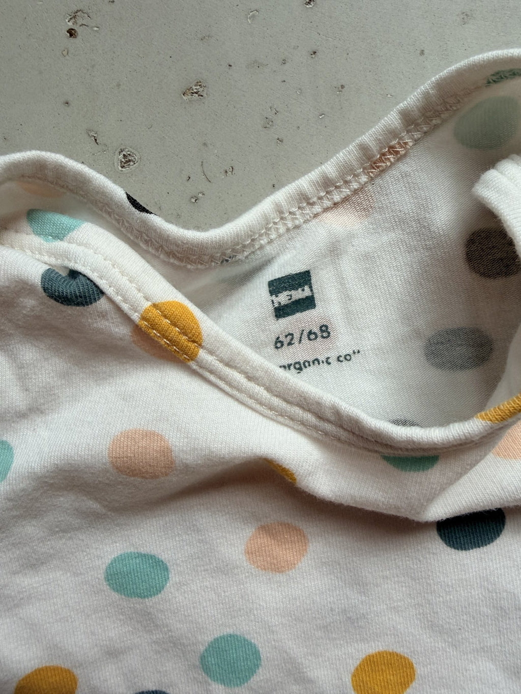 HEMA polka dot onesie || 6-9m (euro 68)