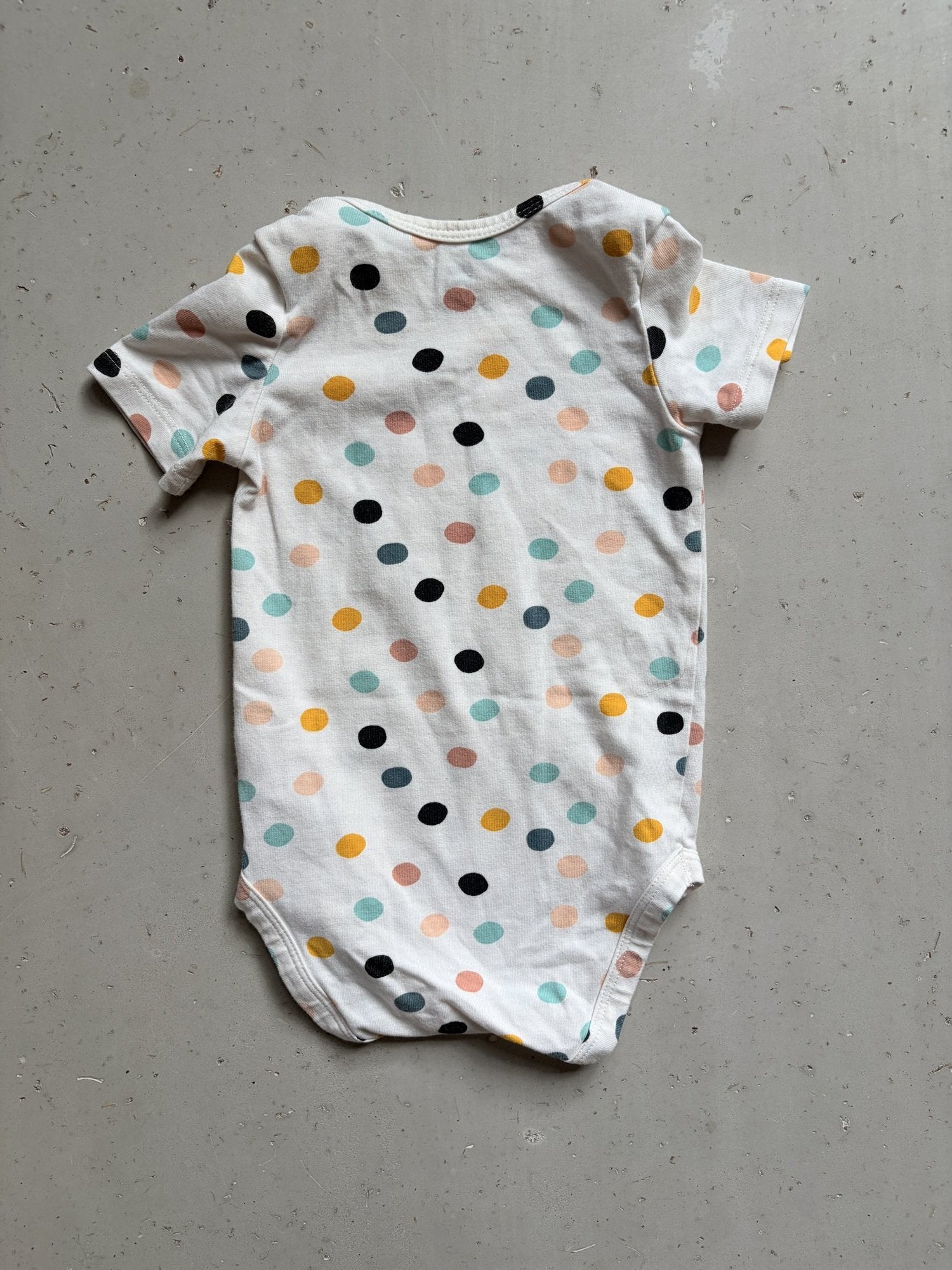 HEMA polka dot onesie || 6-9m (euro 68)