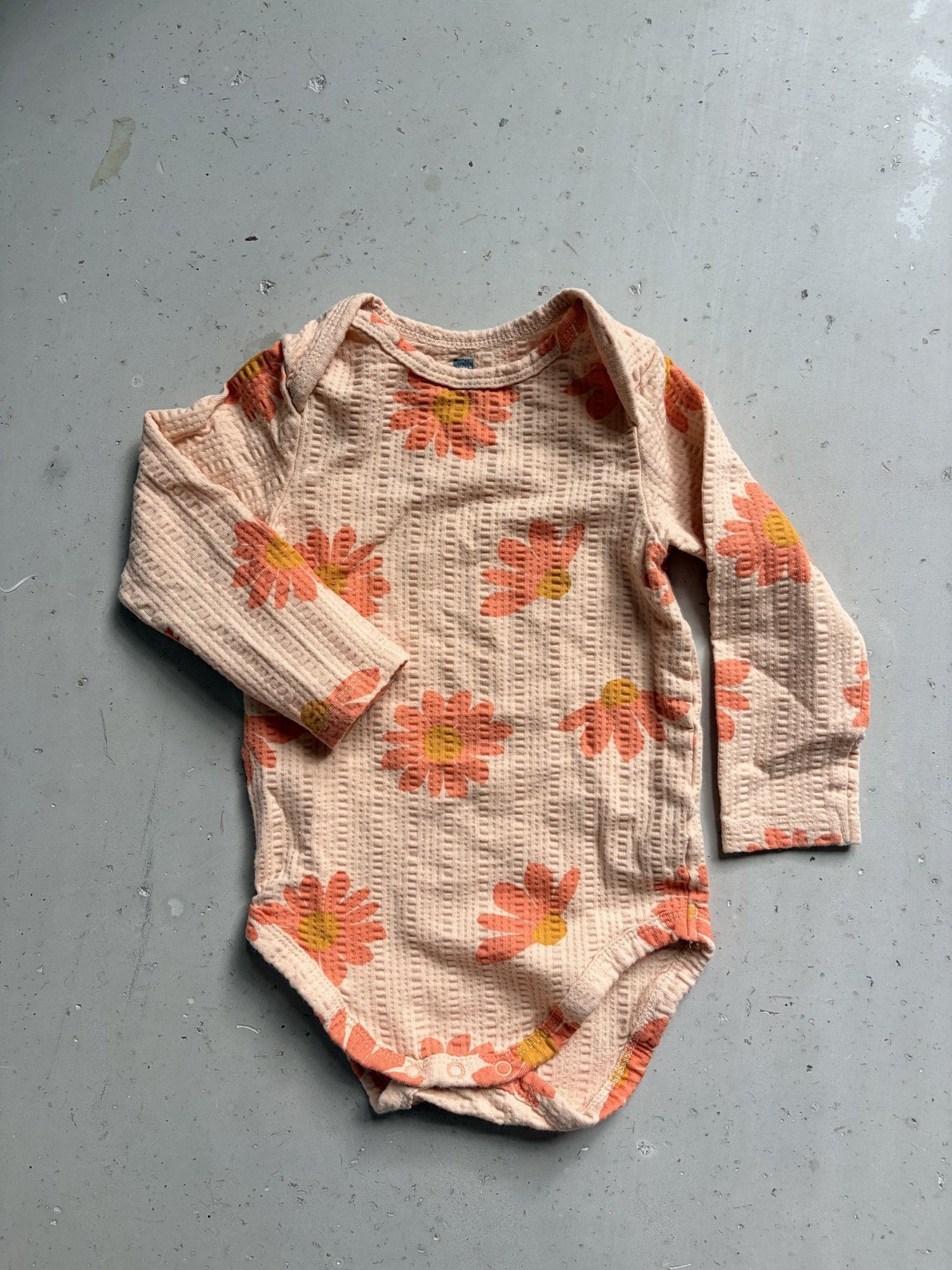 HEMA flower onesie || 9-18m (euro 74-80)