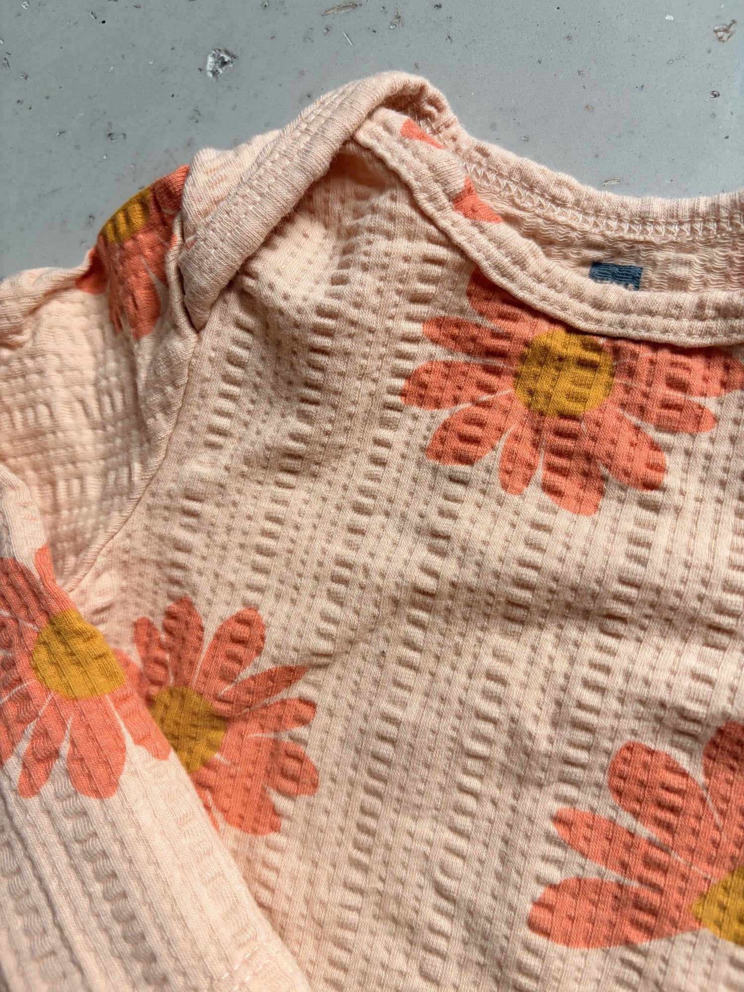 HEMA flower onesie || 9-18m (euro 74-80)