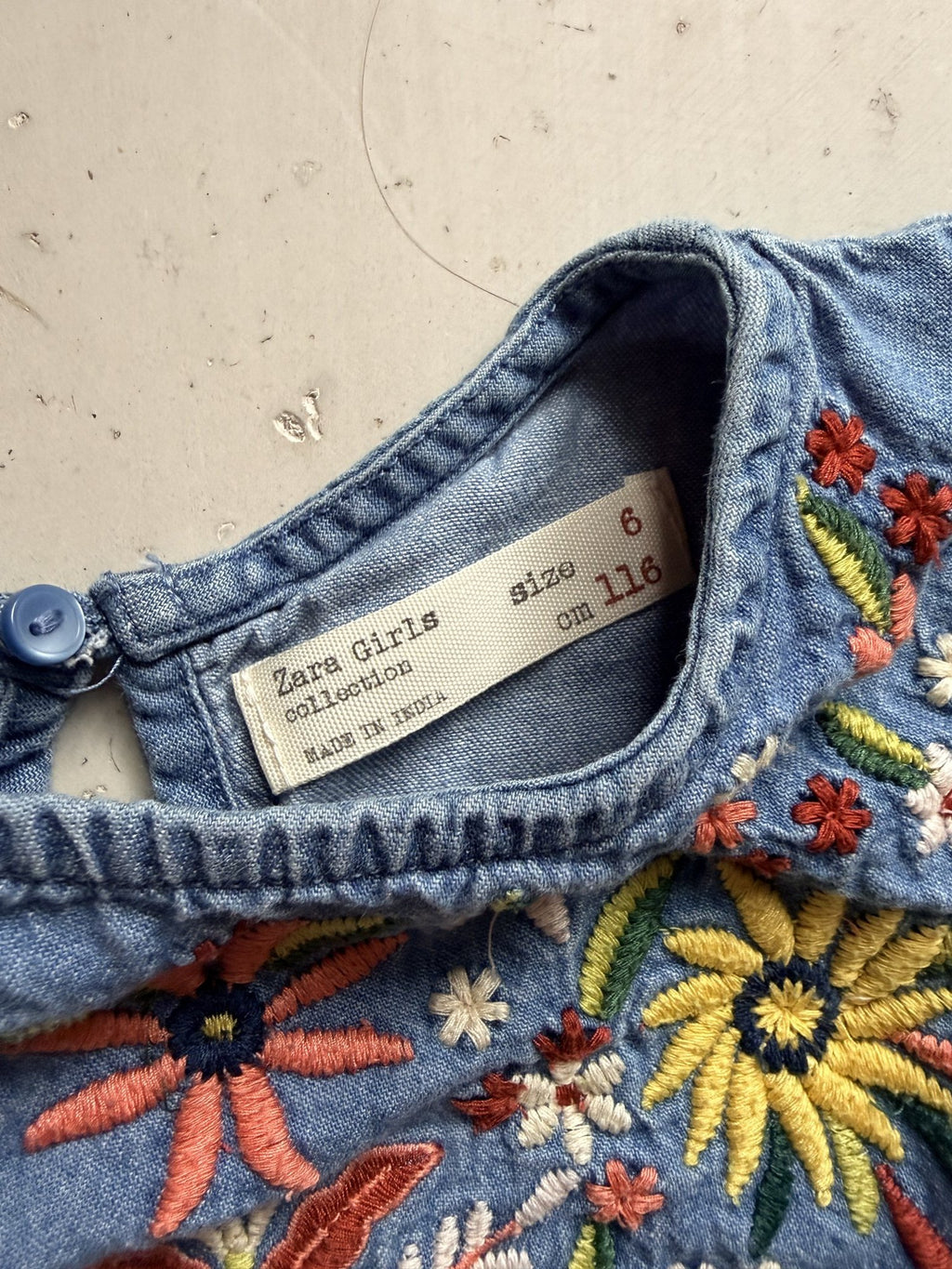 Zara embroidered denim dress || 6 (fits small)