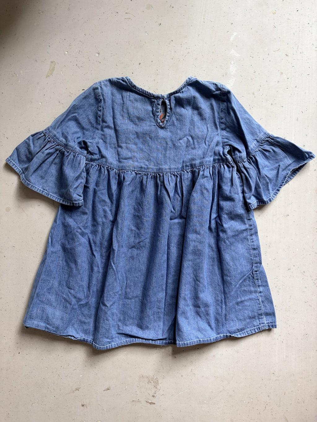 Zara embroidered denim dress || 6 (fits small)