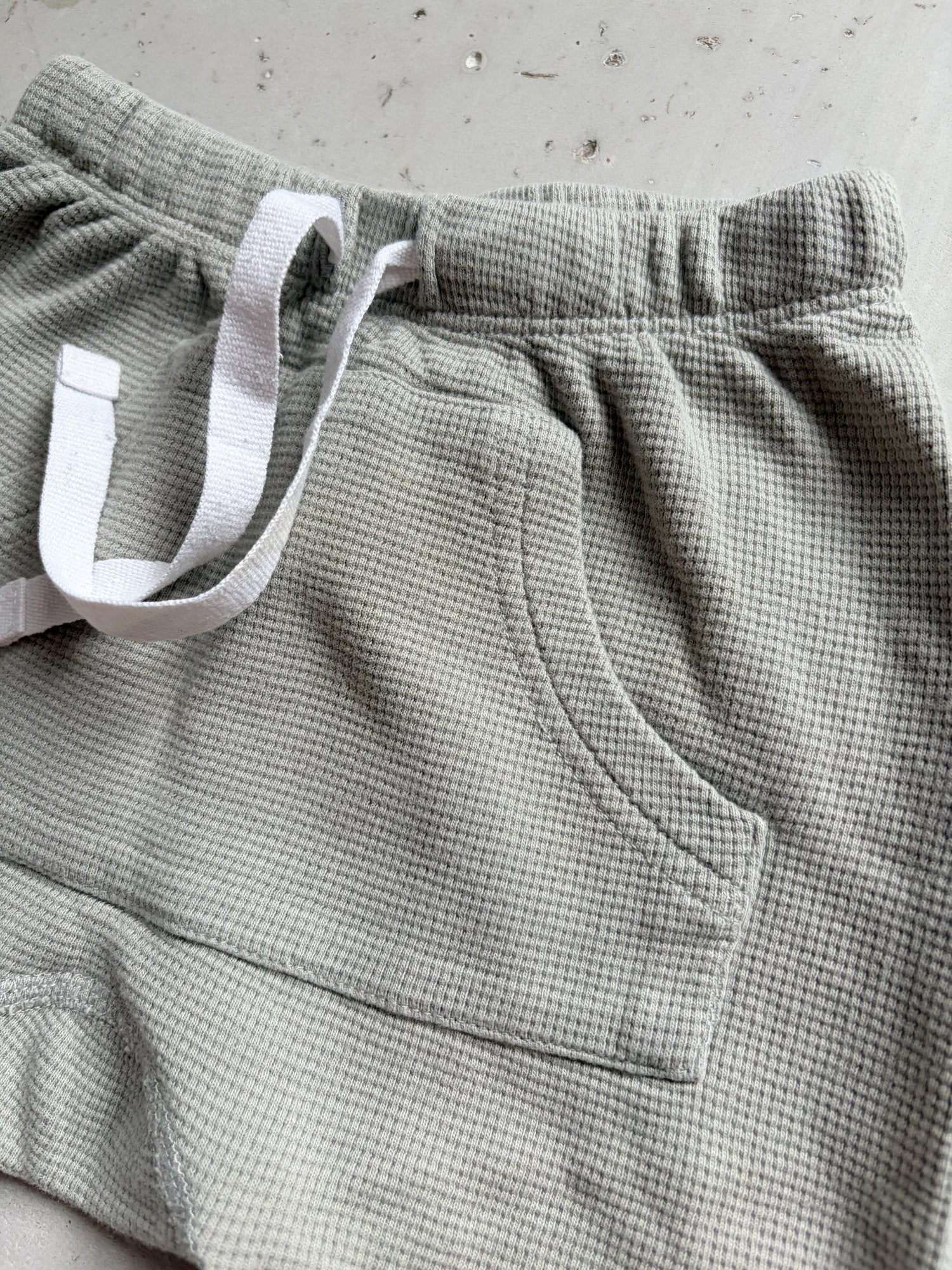 Sapling waffle joggers || 6-12m