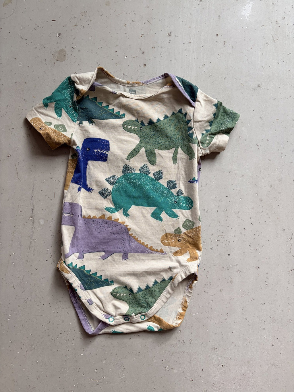 HEMA dino onesie || 18-24m