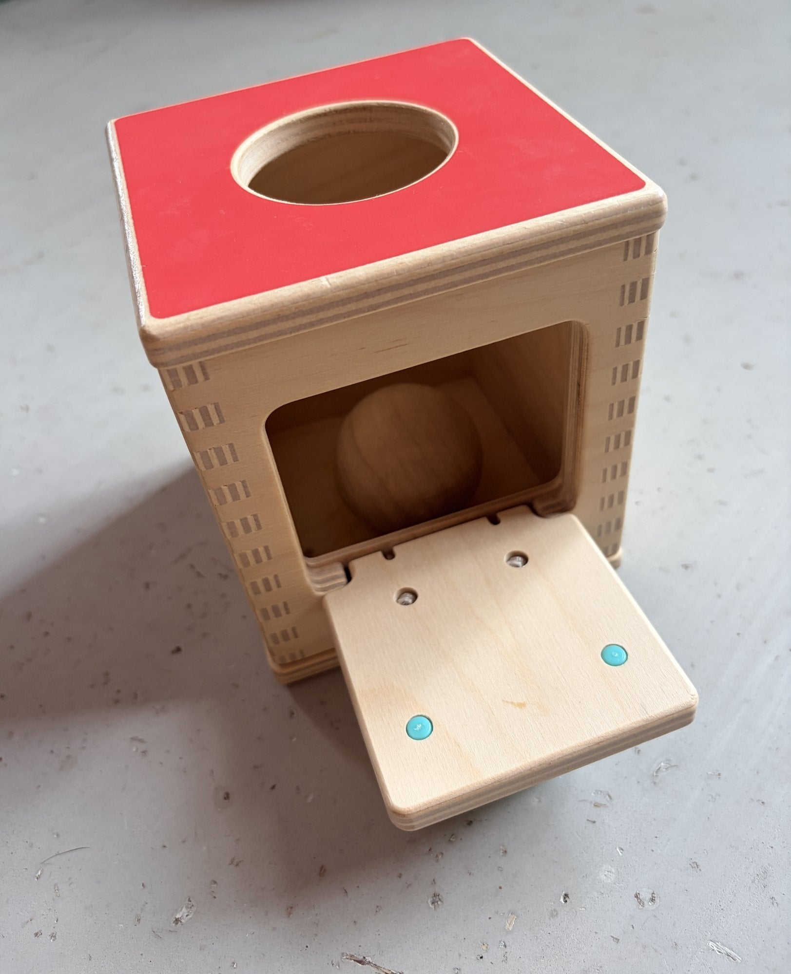 Lovevery Hide and Find Drop Box