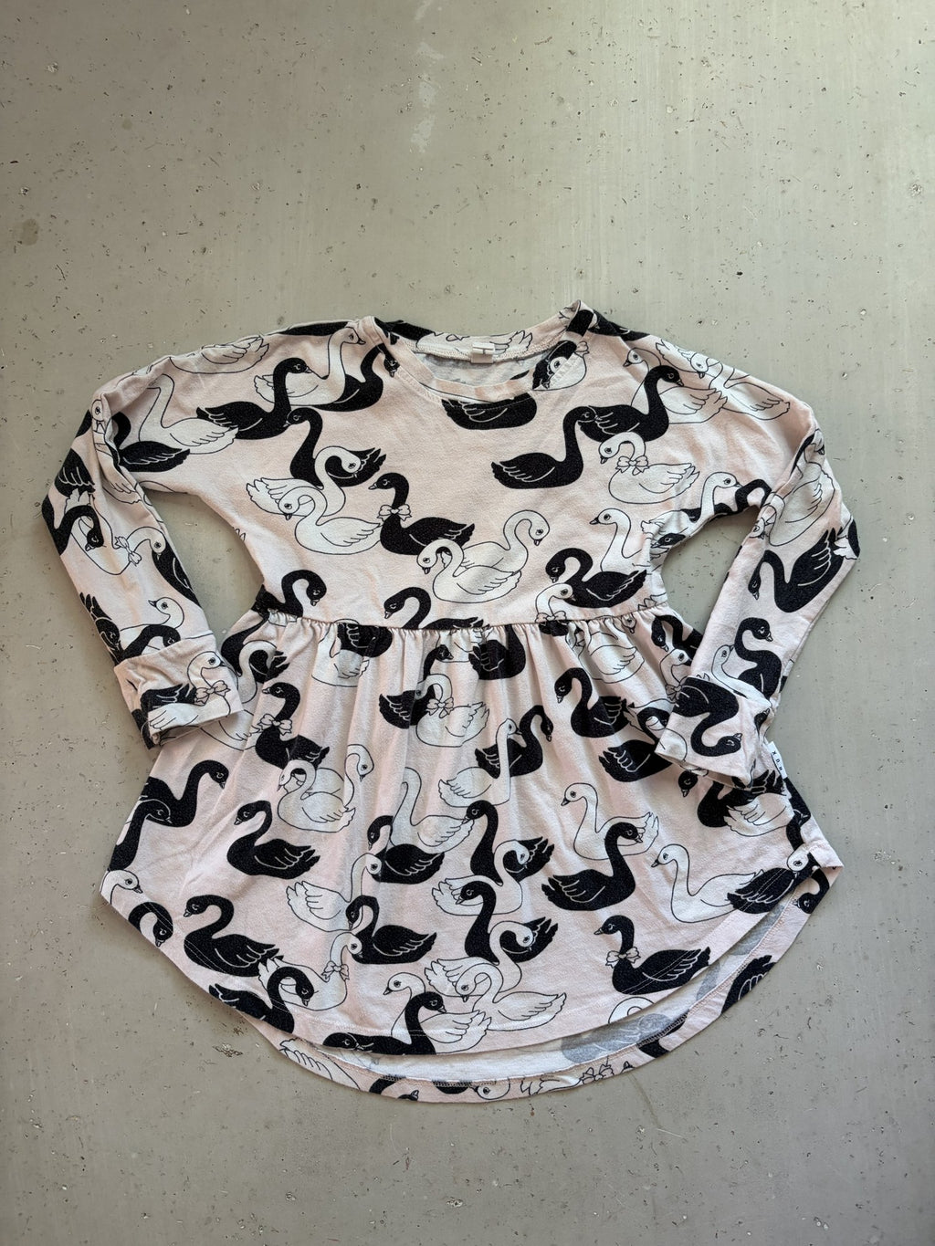 HUX Swan Dress || 6y