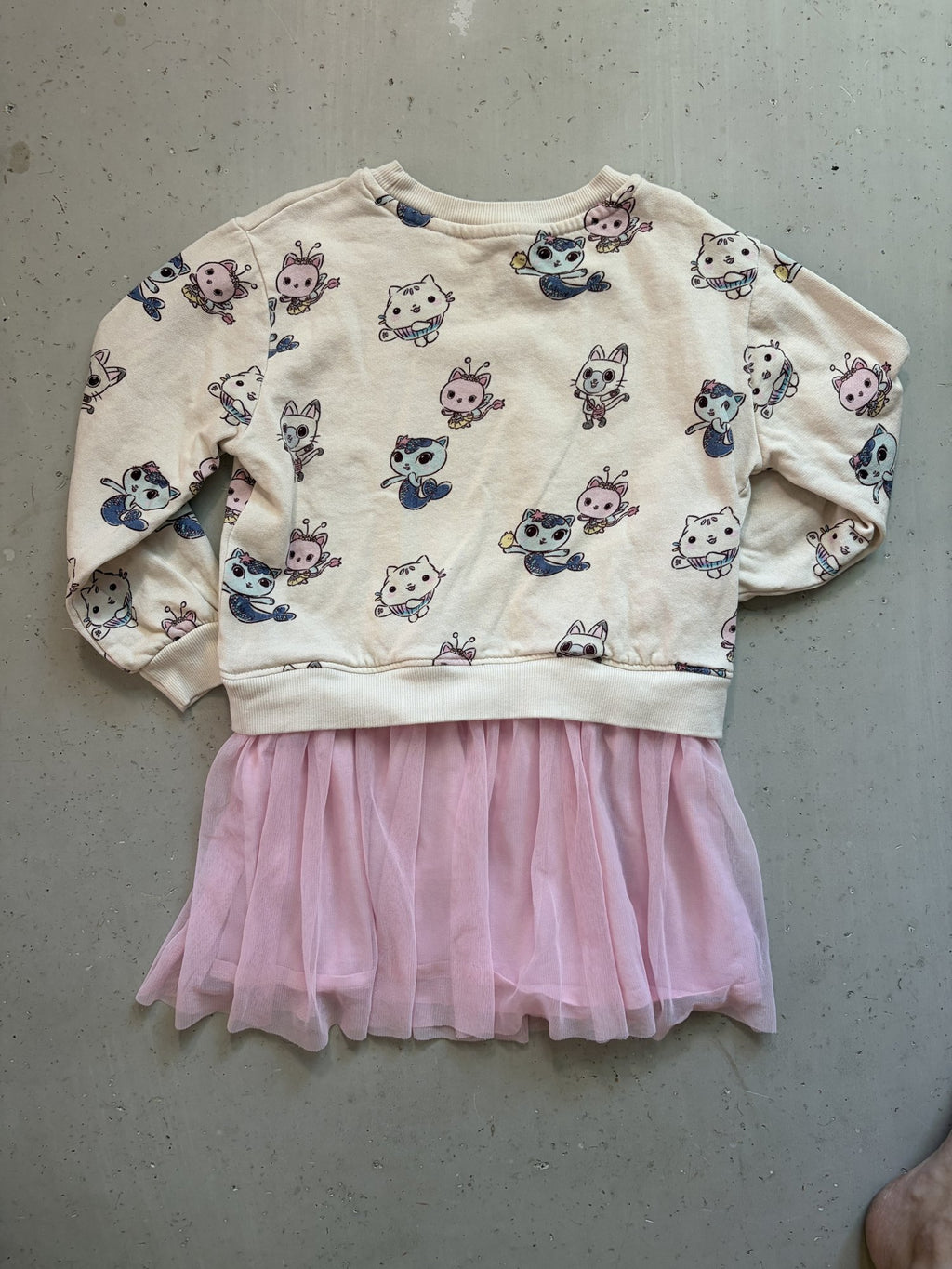 H&M Gabby sweatshirt dress || 6-8Y