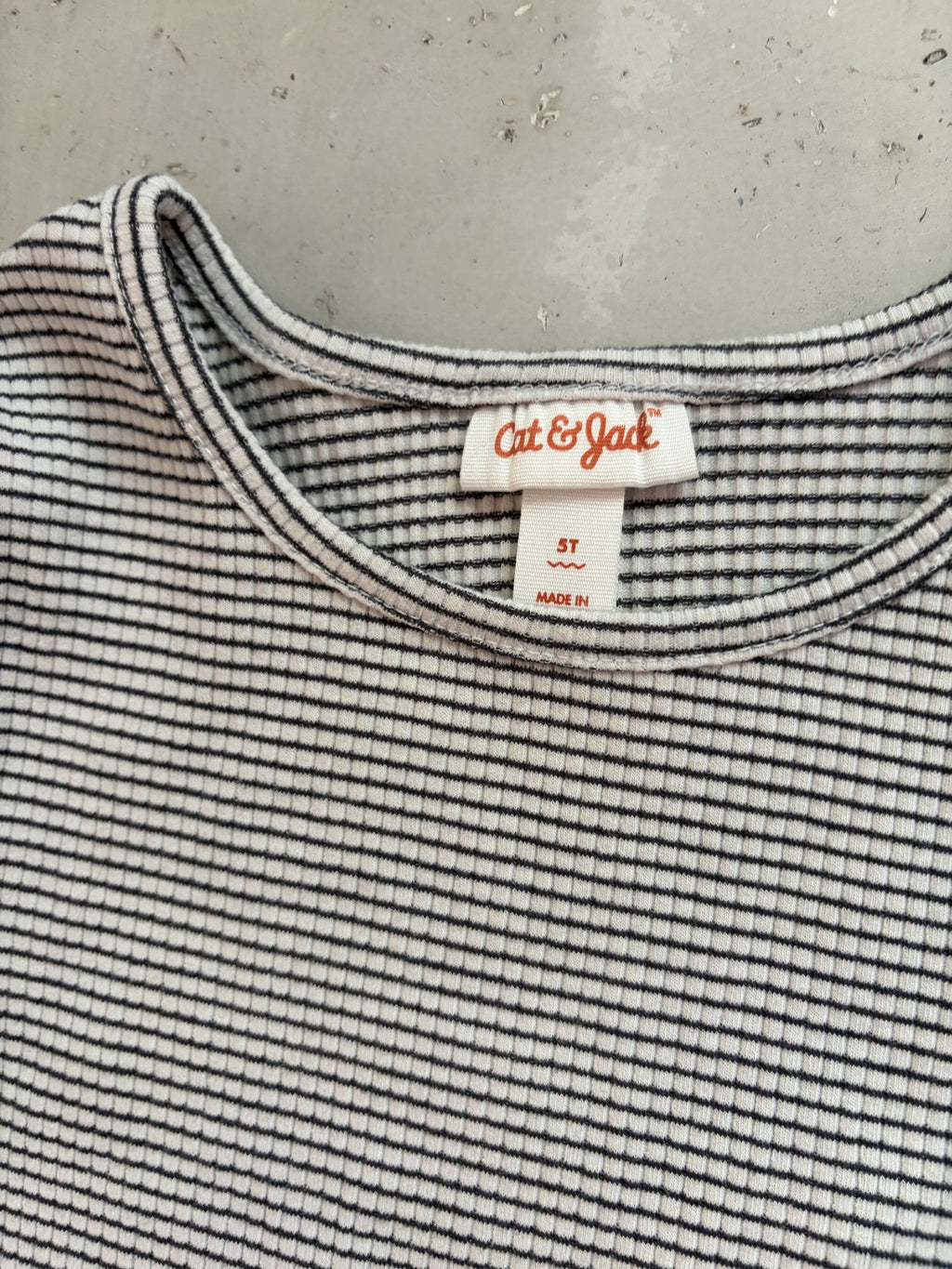 Cat & Jack long sleeve tee || 5T
