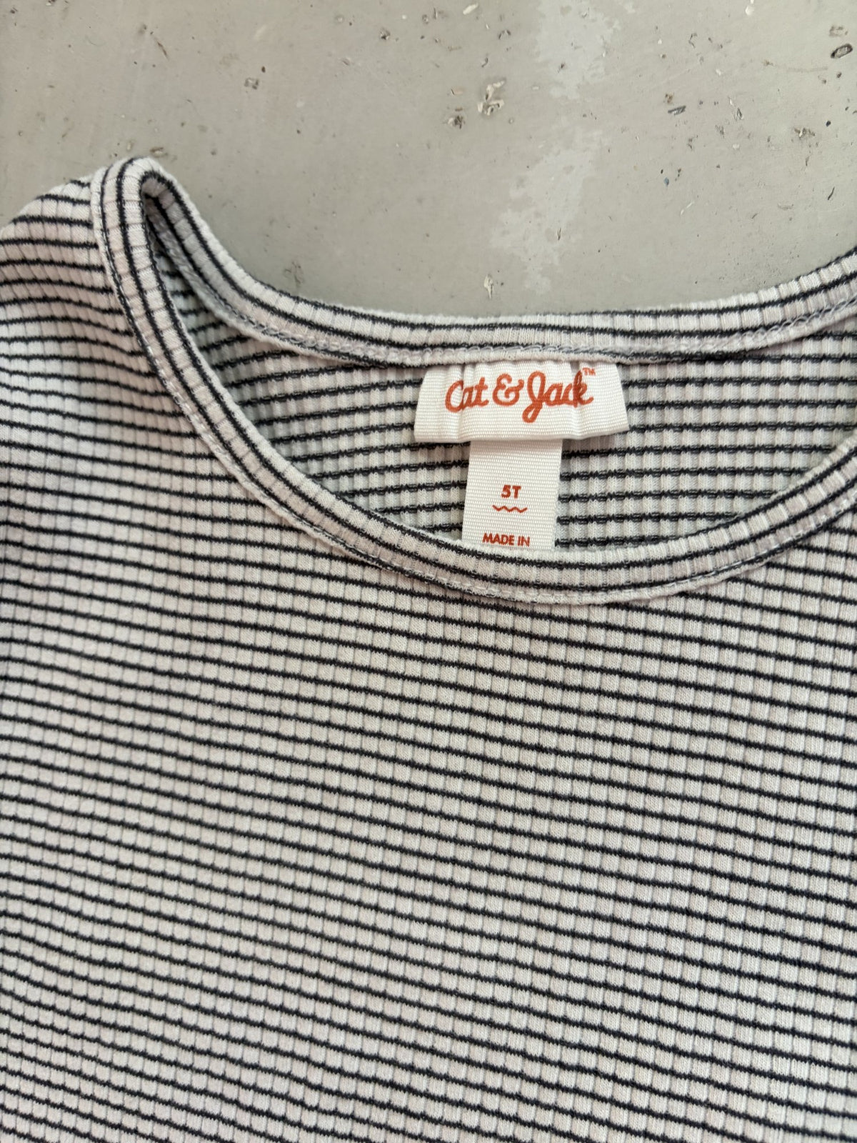 Cat & Jack long sleeve tee || 5T