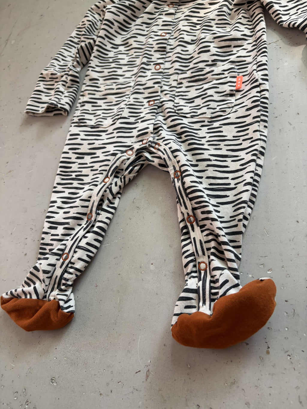 HEMA footed sleeper || 6-9m(euro size 68)