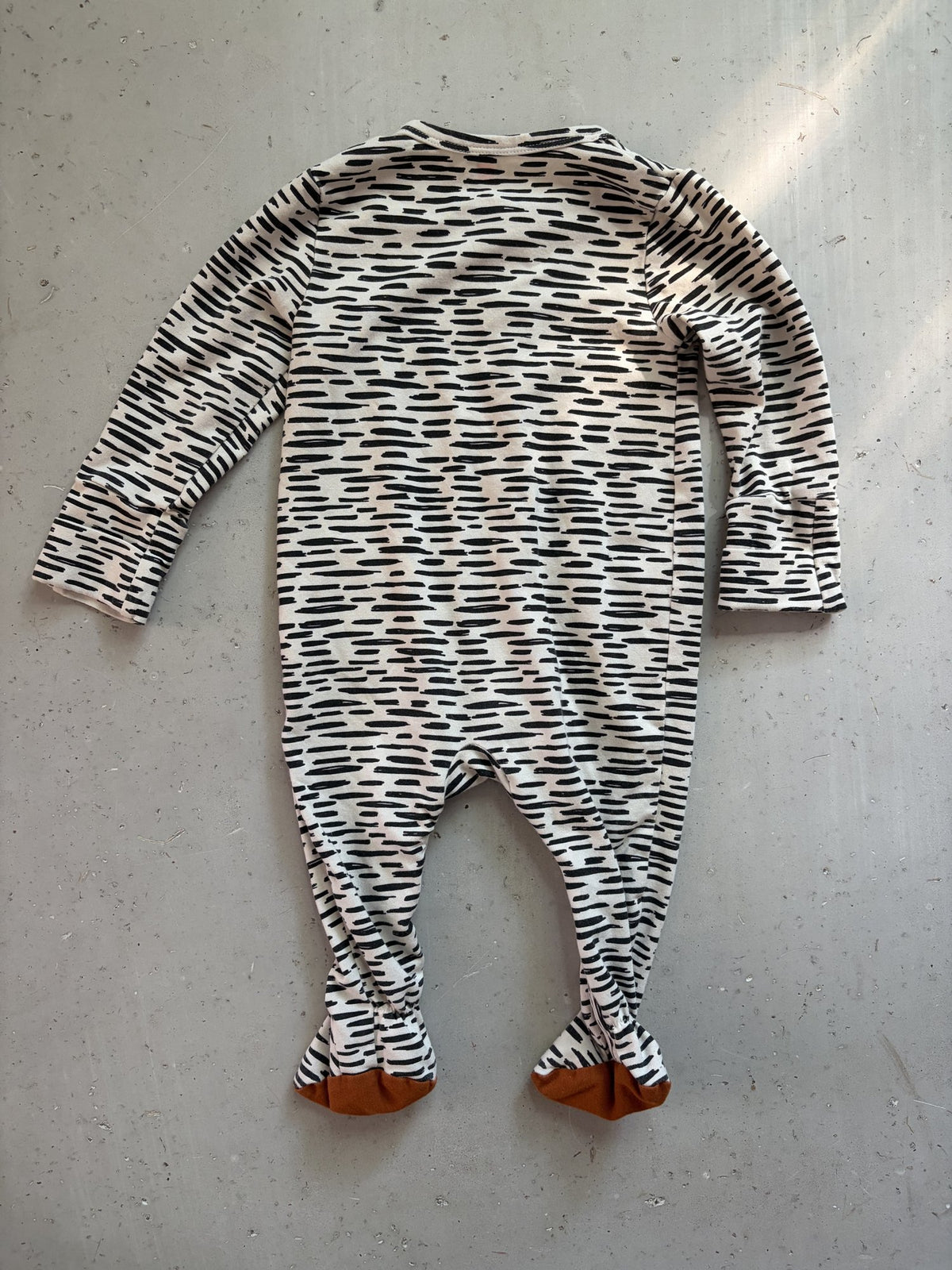 HEMA footed sleeper || 6-9m(euro size 68)