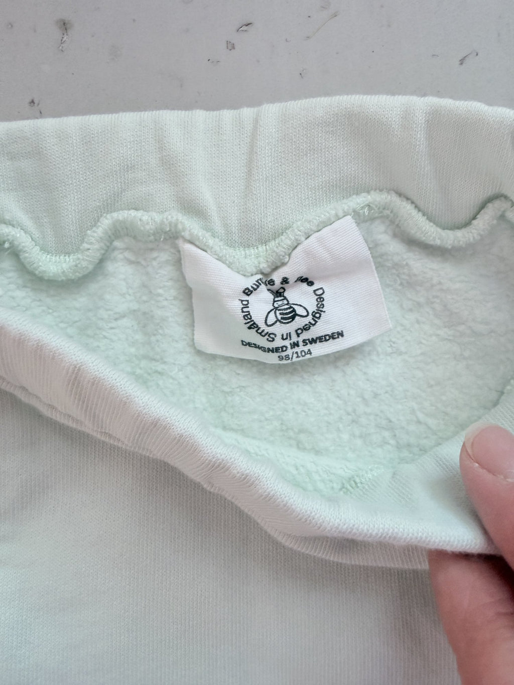 Småland Bumble & Bee Sweatpants || 3-4T (EU 98/104)