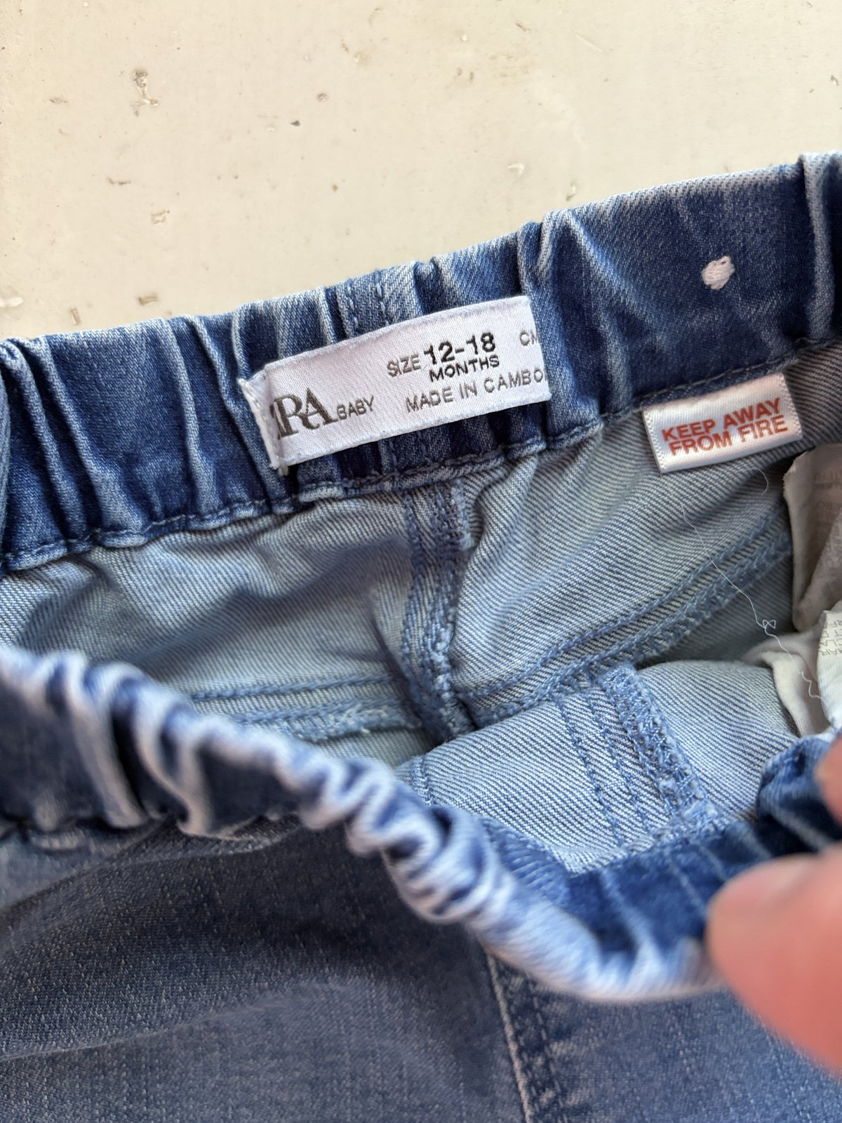 Zara stretch jeans || 12-18m