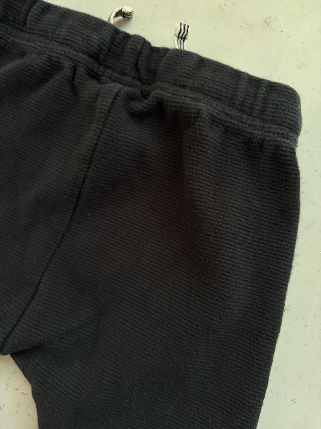 HEMA Black joggers || 18-24m (EU 86)