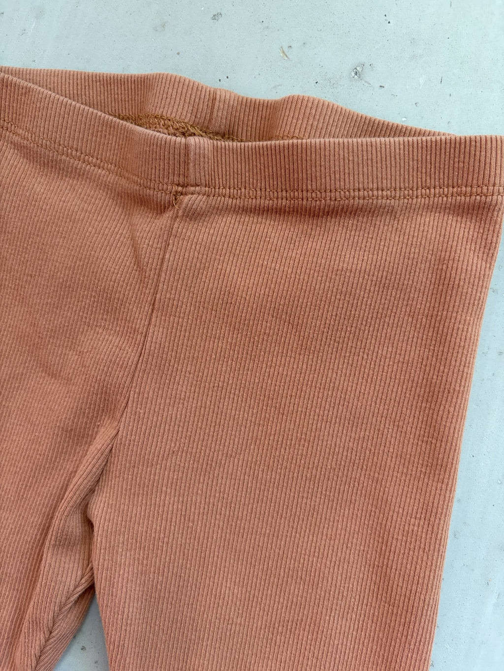 HEMA Ribbed leggings || 24M (EU 92)