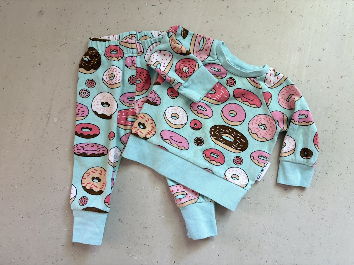 Purl Lamb Donut Sweatsuit || 12-18m (fits small)