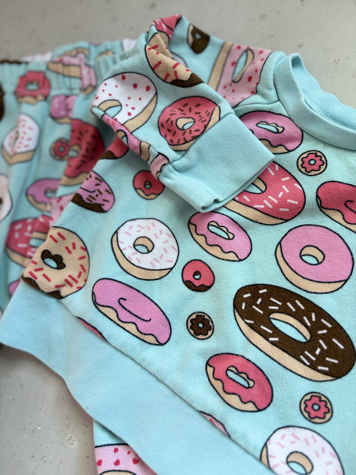 Purl Lamb Donut Sweatsuit || 12-18m (fits small)