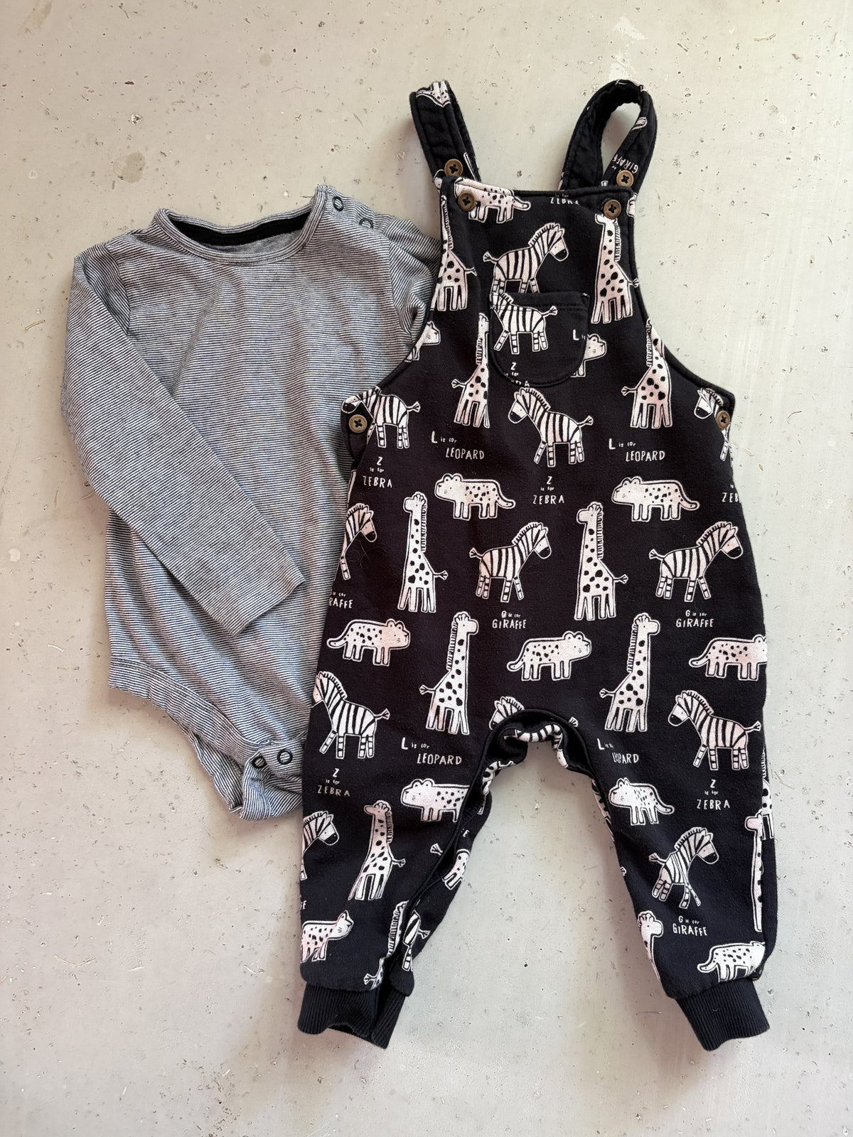 Fred & Flo Overall set || 12-18m