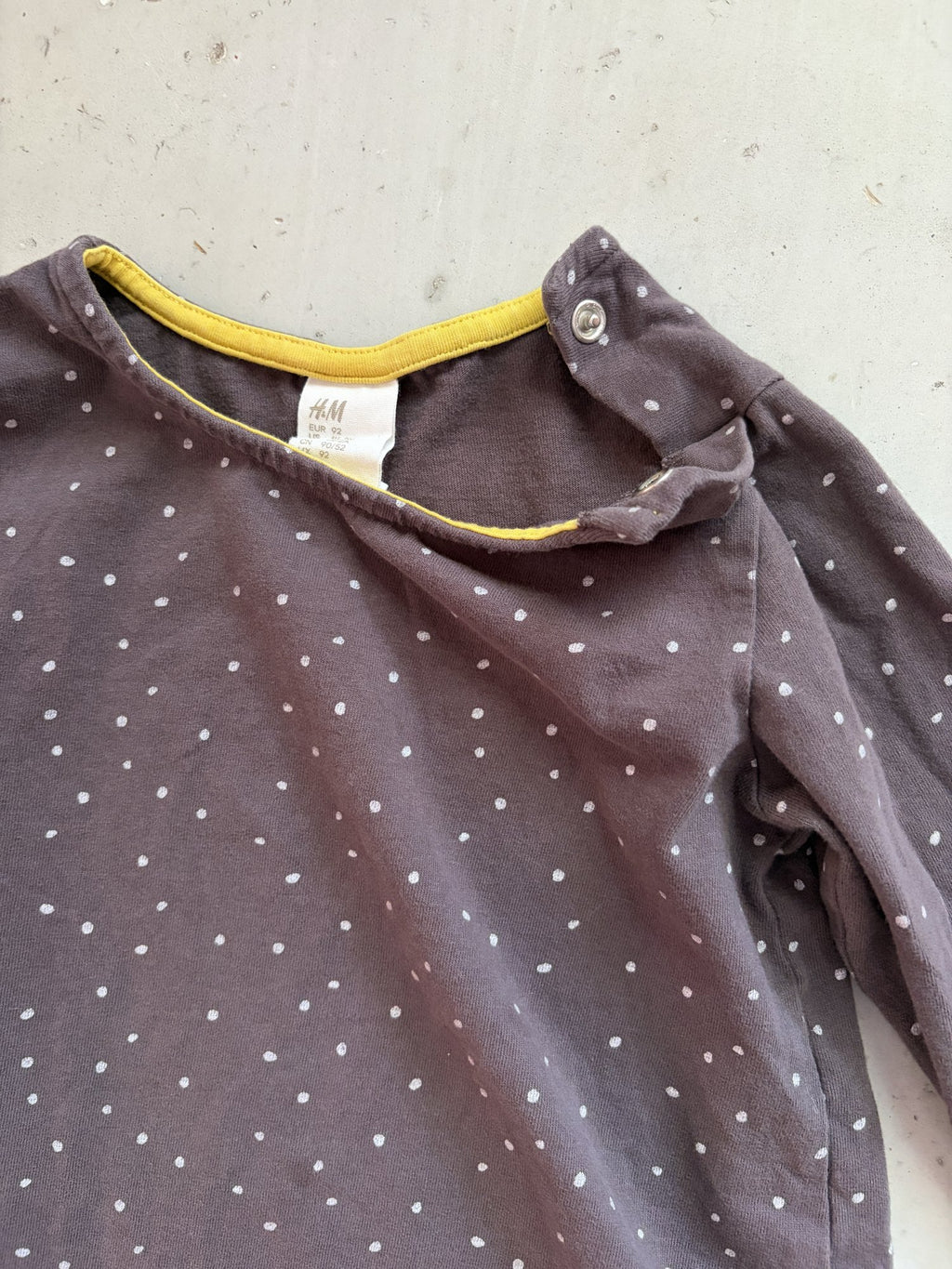 H&M Long sleeved tee || 1.5-2Y