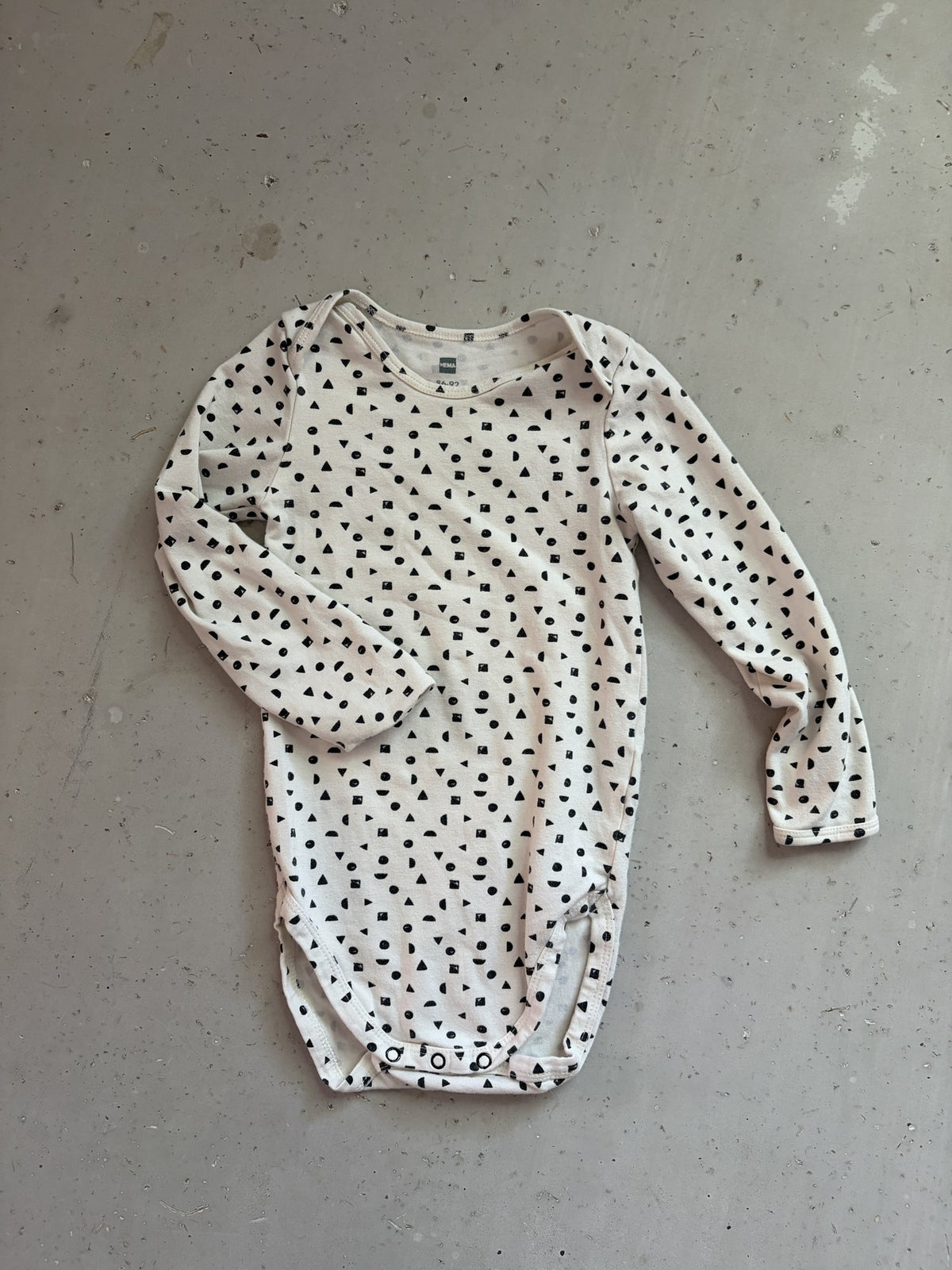 HEMA Bamboo long sleeved onesie || 18-24m (euro 86-92) fits 12-24 m