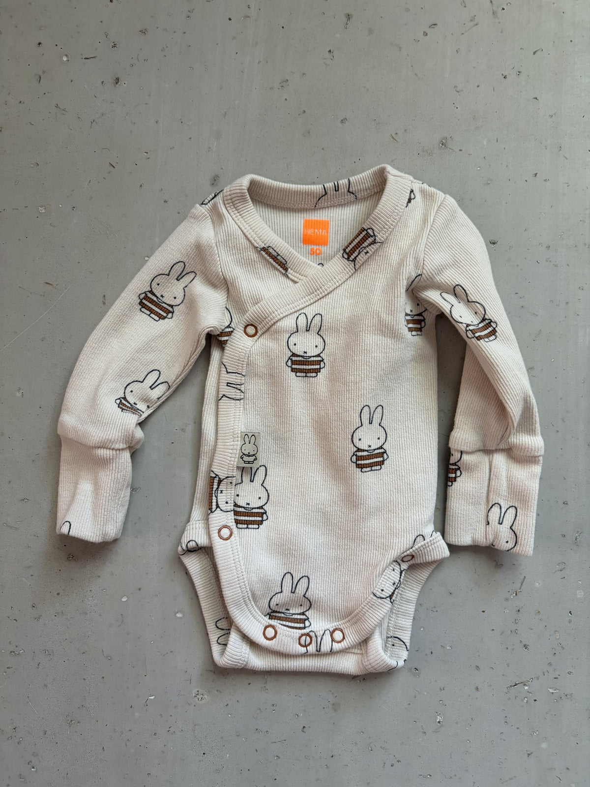 HEMA Newborn kimono onesie Miffy Nintje || Newborn (EU 50)