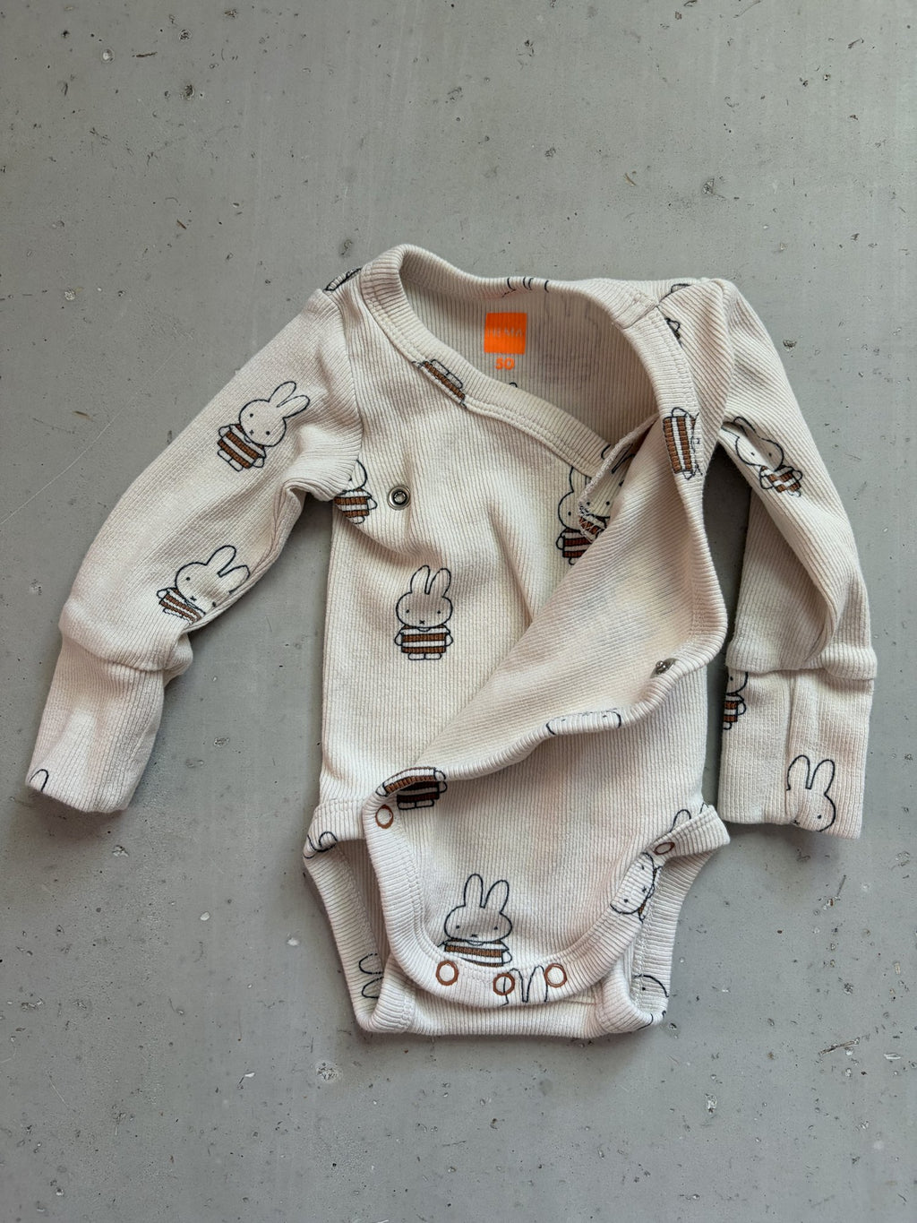 HEMA Newborn kimono onesie Miffy Nintje || Newborn (EU 50)